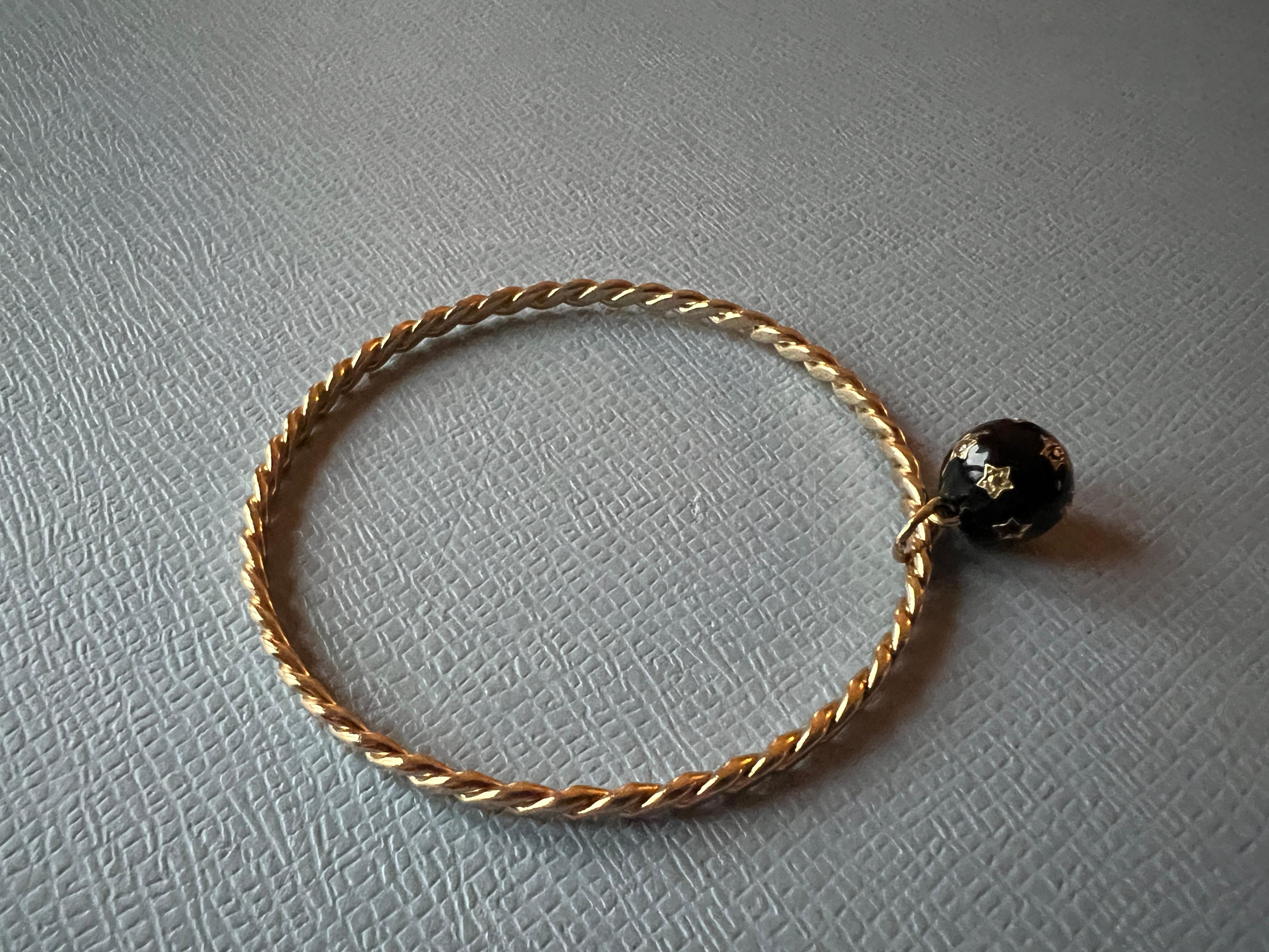 Bracelet sphère étoilée en diamant et émail noir - Bracelet de créateur en vente 4