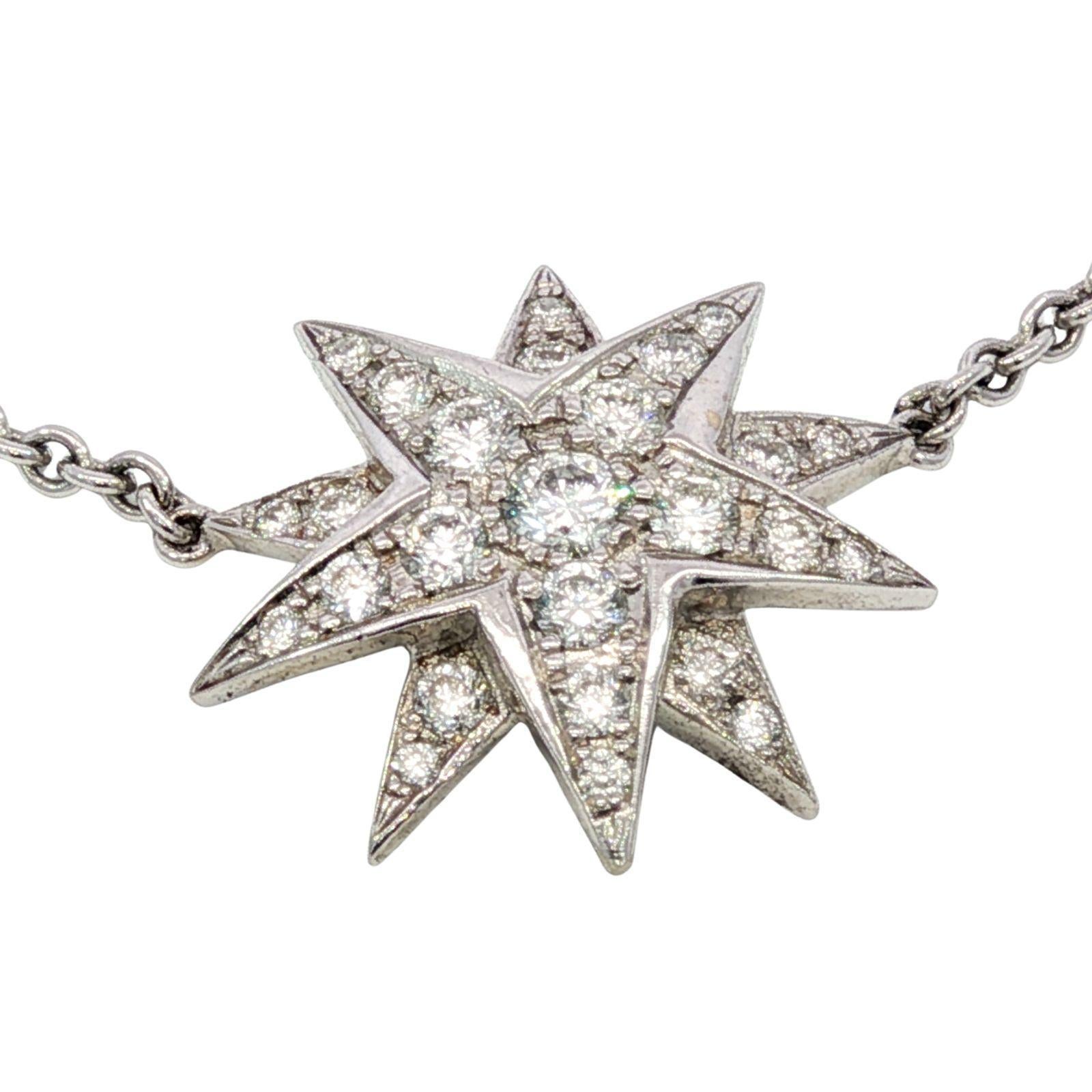 Collana con ciondolo a stella con diamanti in oro bianco 18 carati  ~1.0ctw In condizioni ottime in vendita a Fairfield, CT