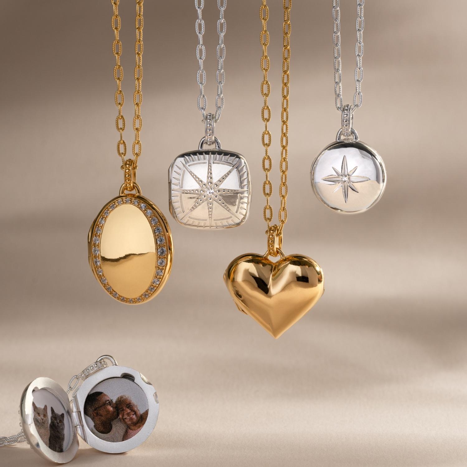 Medaglione rotondo con diamante a stella in argento sterling in vendita 1