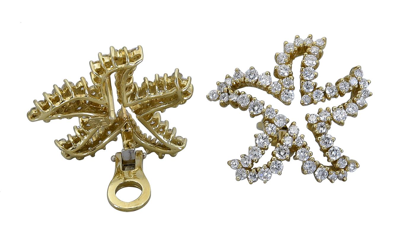 Diamond Starfish Earrings In Excellent Condition For Sale In New York, NY
