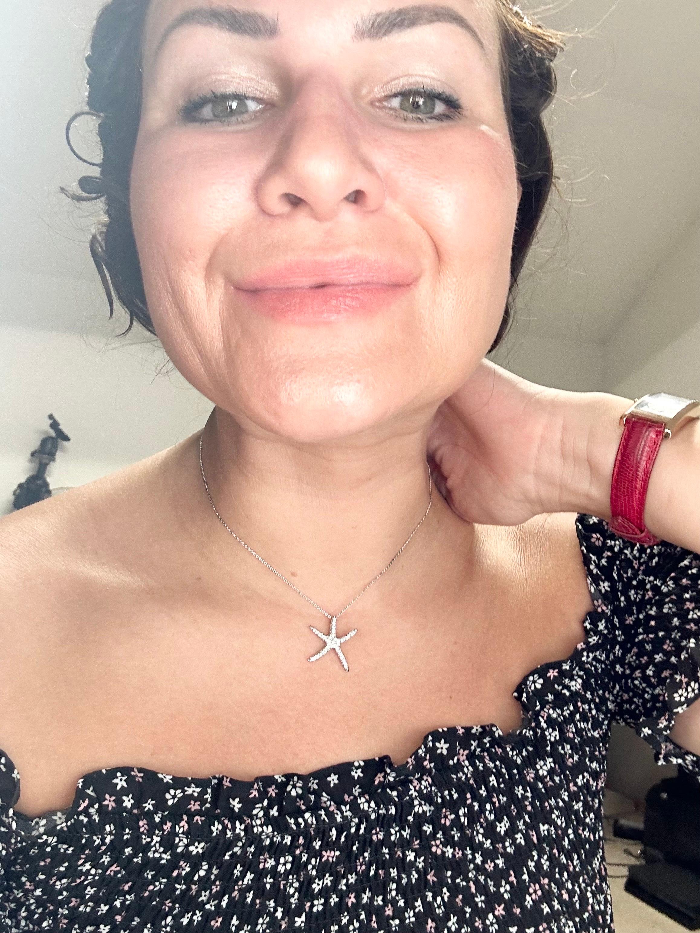 Collana con ciondolo a forma di stella marina con diamante in oro bianco 14KT di ottima fattura in vendita 6