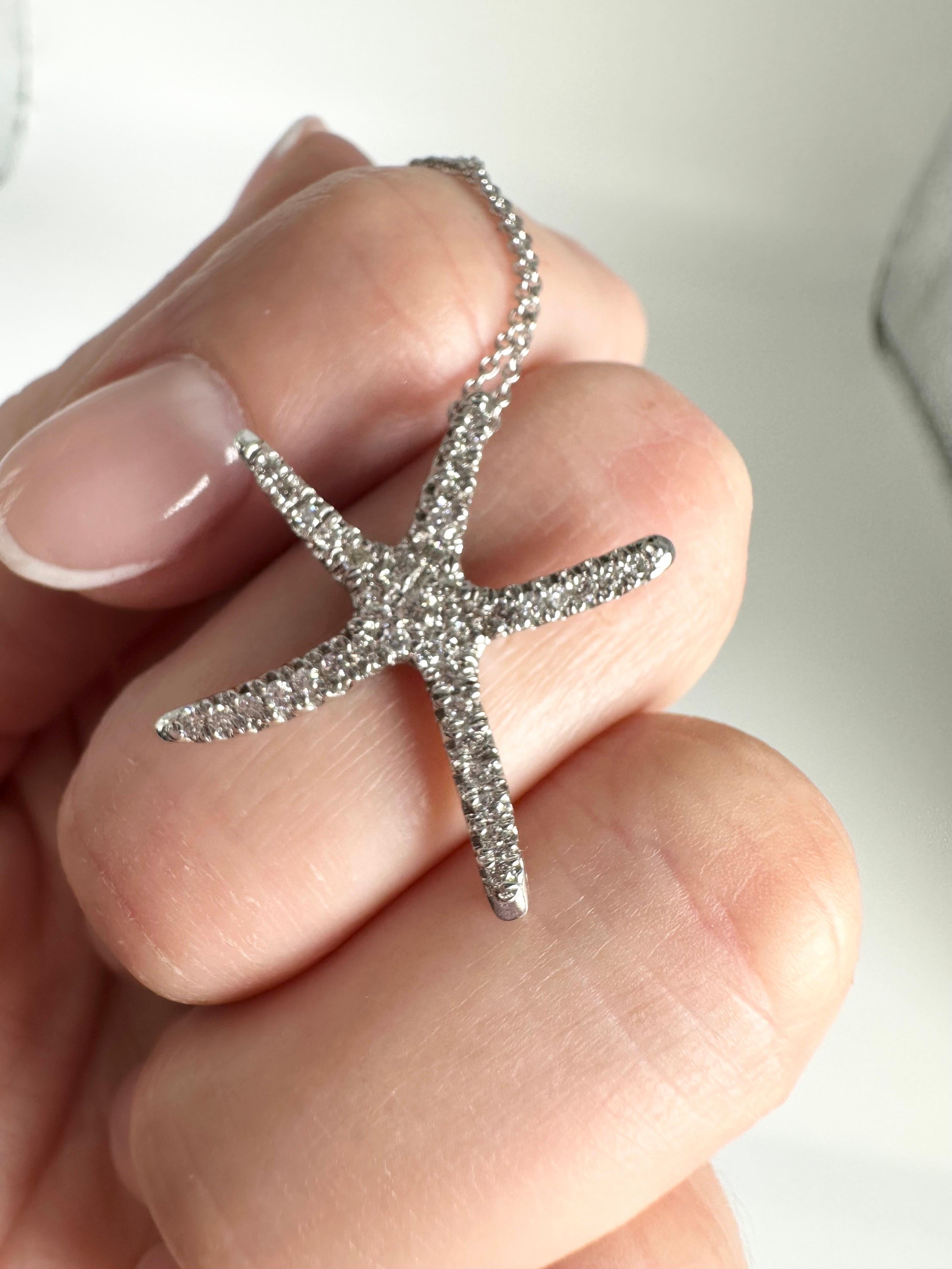 Diamond starfish pendant necklace 14KT white gold well crafted necklace For Sale 2