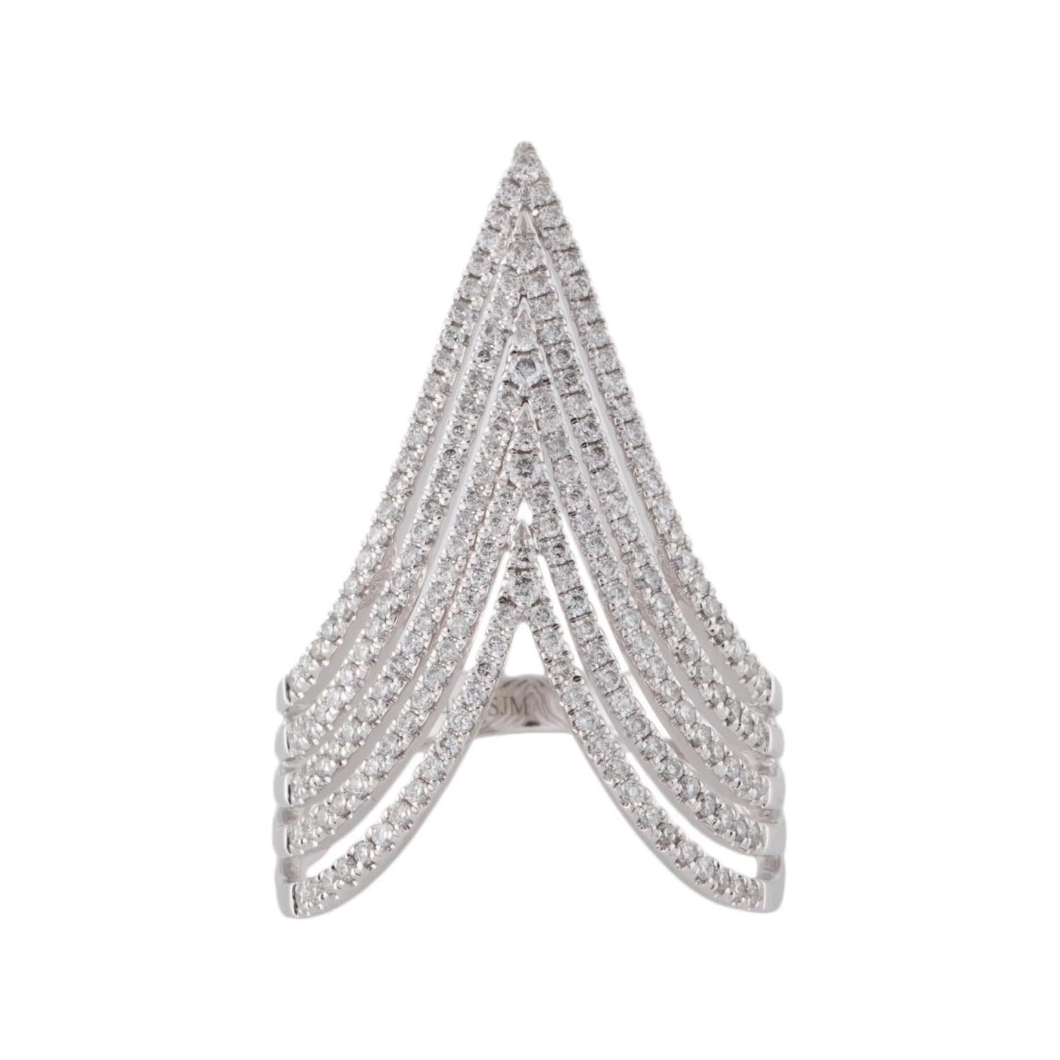 Diamond Statement 'V' Cocktail Ring 0.70 Carats in 14K White Gold Corte brillante en venta