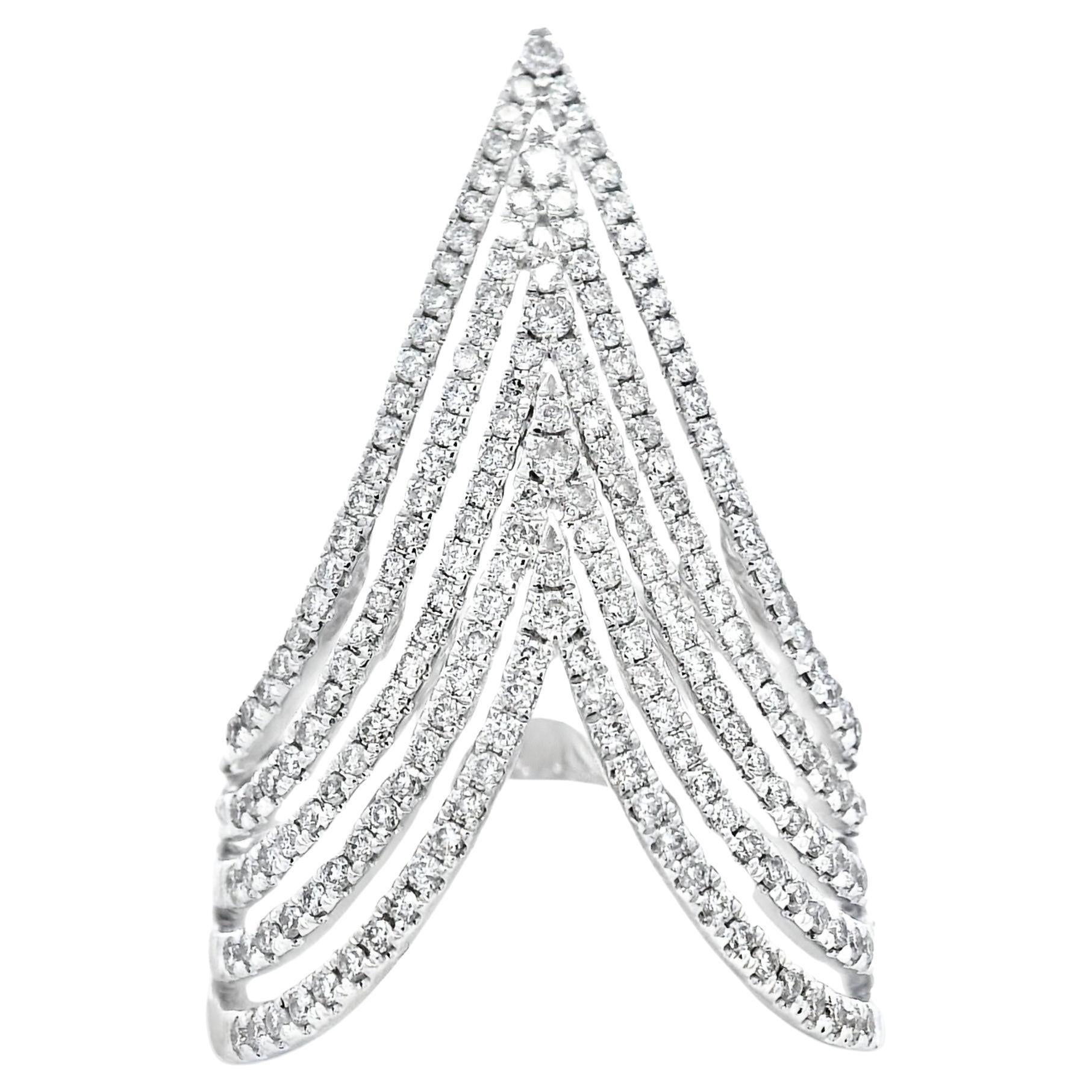 Diamond Statement 'V' Cocktail Ring 0.70 Carats in 14K White Gold en venta