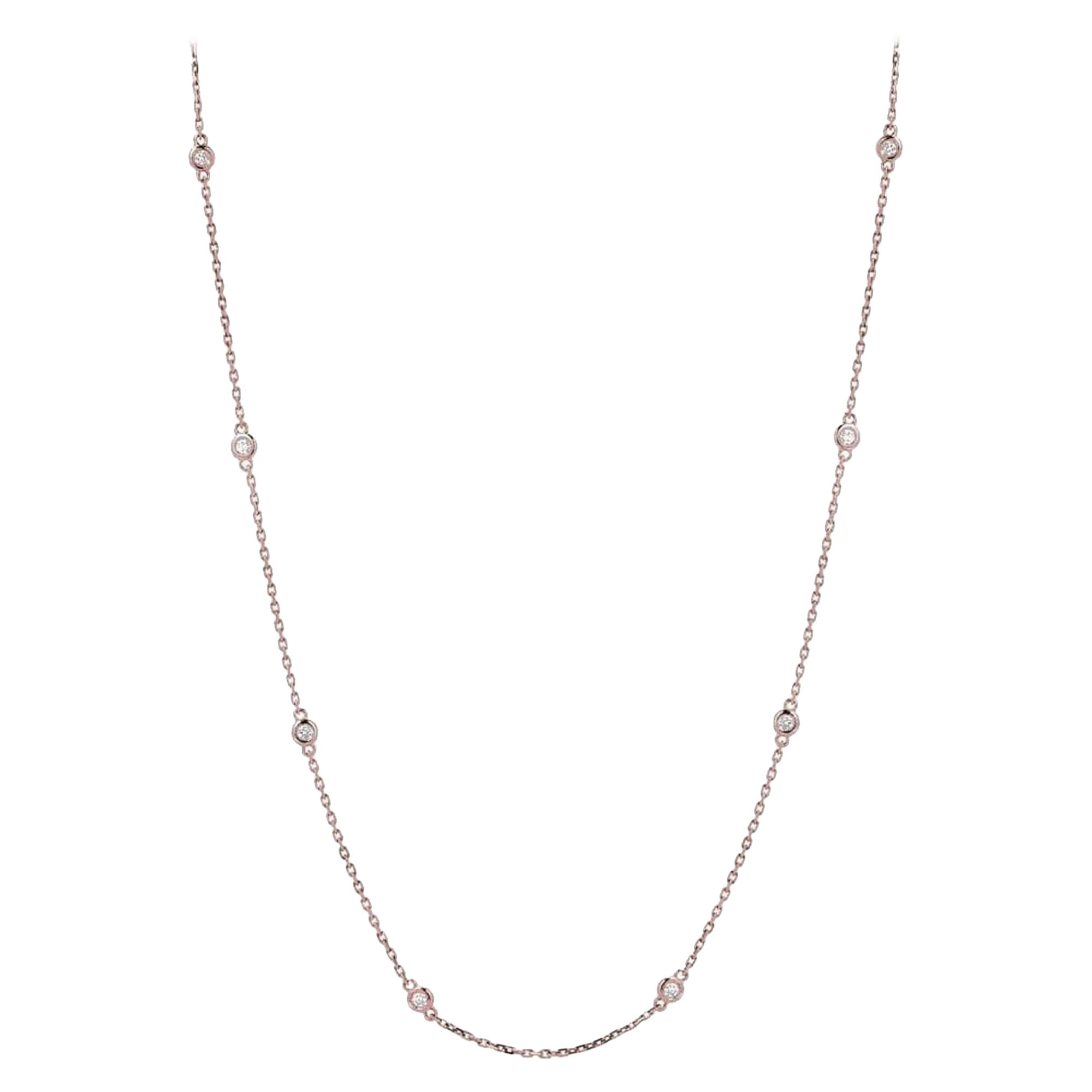 Collana con castone a taglio rotondo Diamond Station in oro 14K in vendita