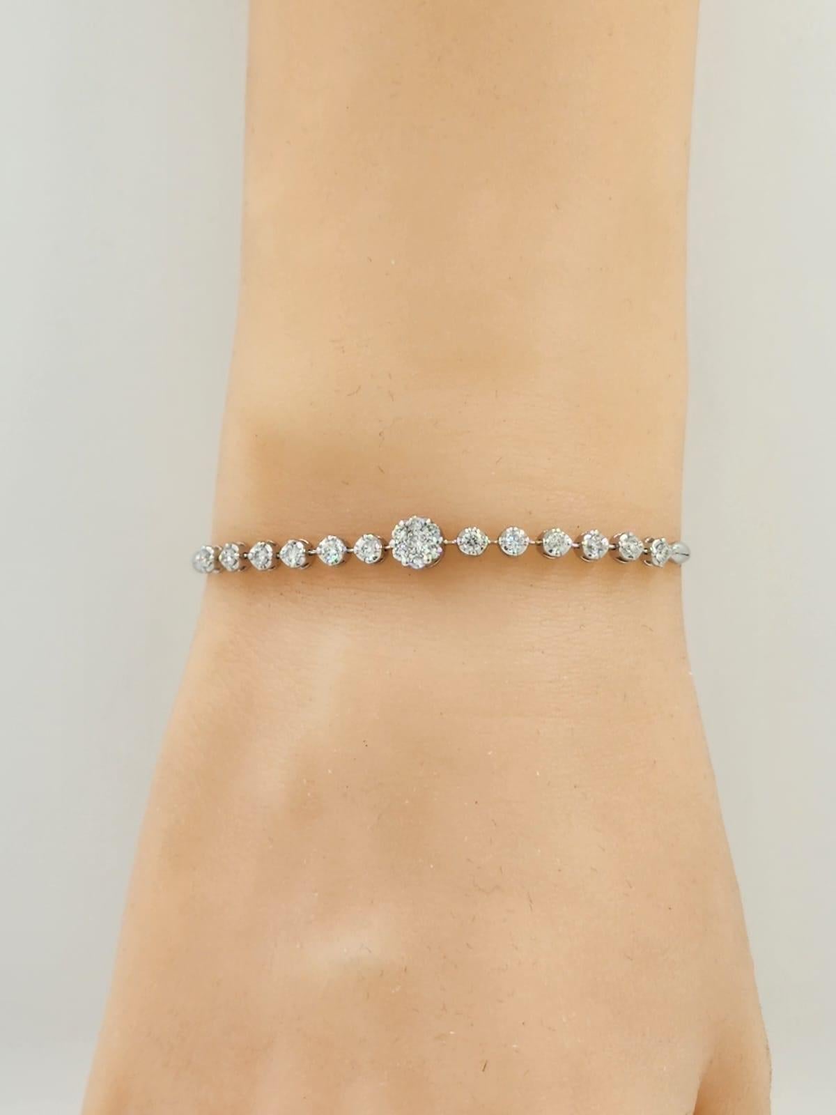 Women's Diamond Station Bracelet 18K White Gold For Sale