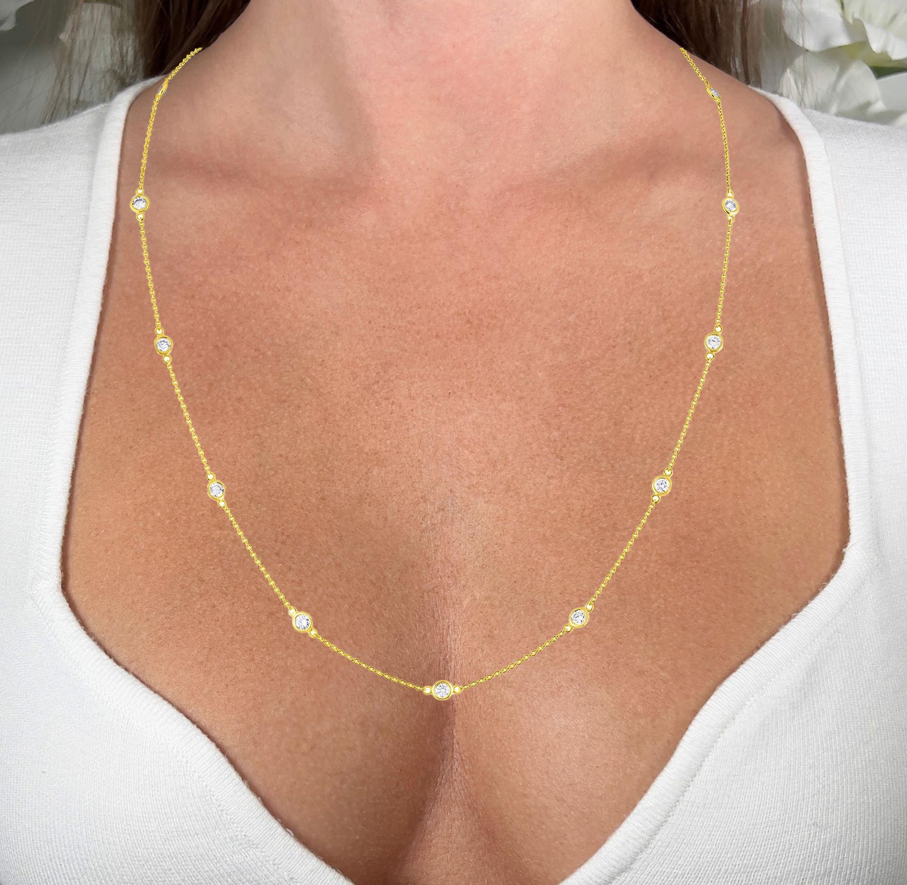 Il est accompagné d'une évaluation gemmologique par la GIA (GG/AJP).
Toutes les pierres précieuses sont naturelles
11 diamants = 1,10 carats
Coupe : Brillant rond
Métal : Or jaune 10K
Longueur : 18 pouces
Largeur : 0,12 pouces