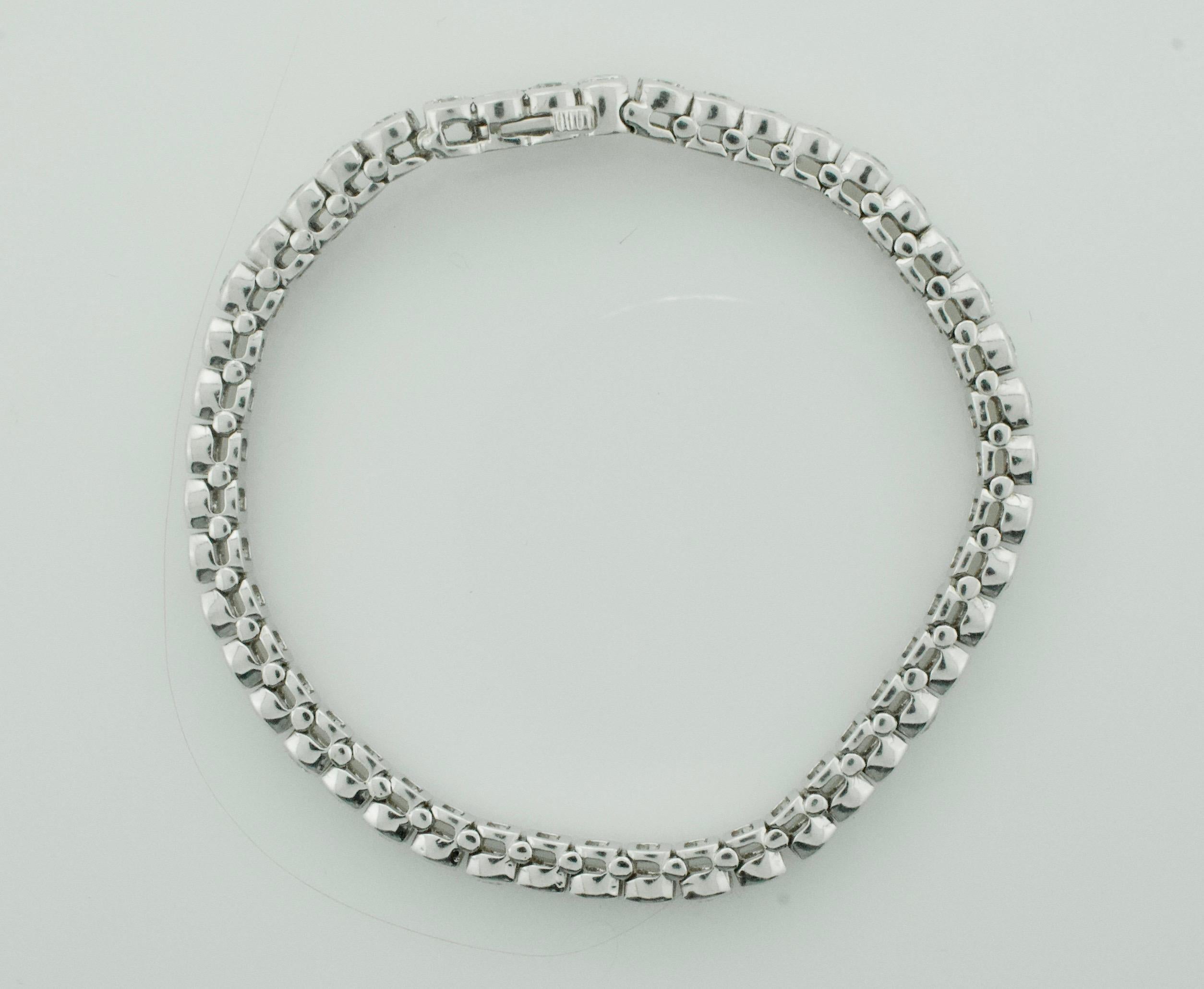 Round Cut Diamond Straight Line Bracelet 7.10 Carats in White Gold For Sale