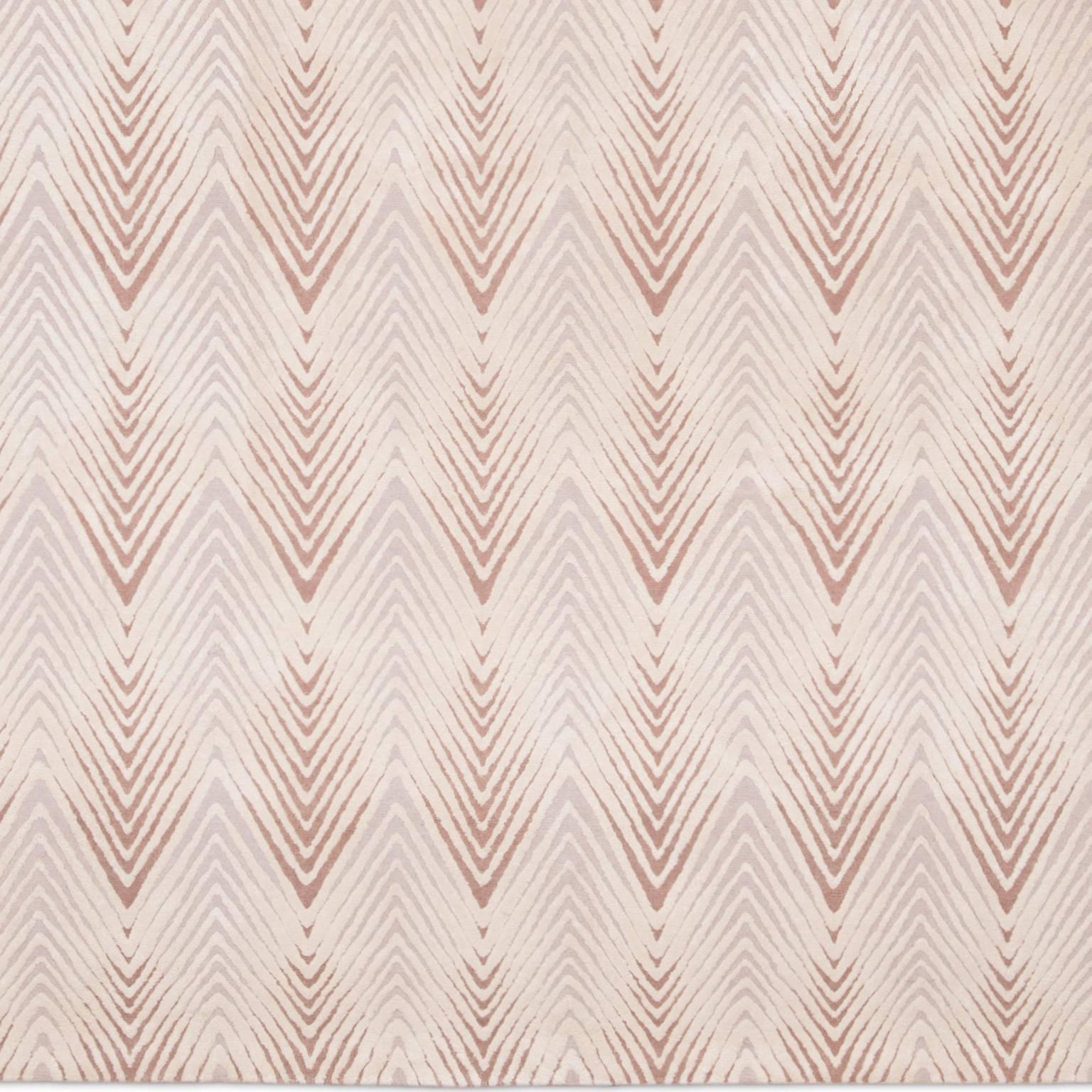 'Diamond Stripe_blush' Hand-Knotted, Contemporay, Geometric Wool and Silk Rug In New Condition For Sale In London, GB
