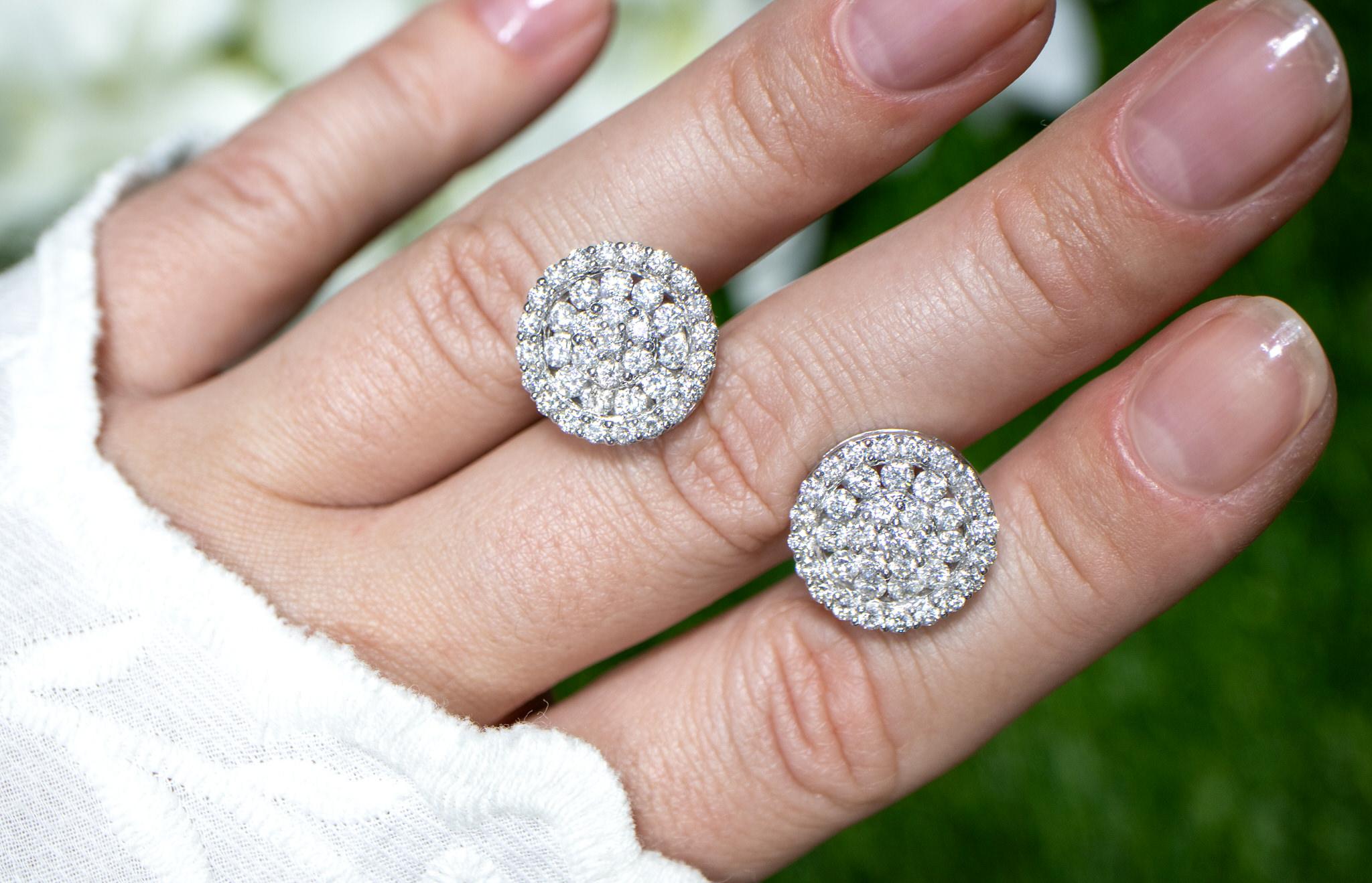 Round Cut Diamond Stud Cluster Earrings 3.64 Carats 18K White Gold For Sale