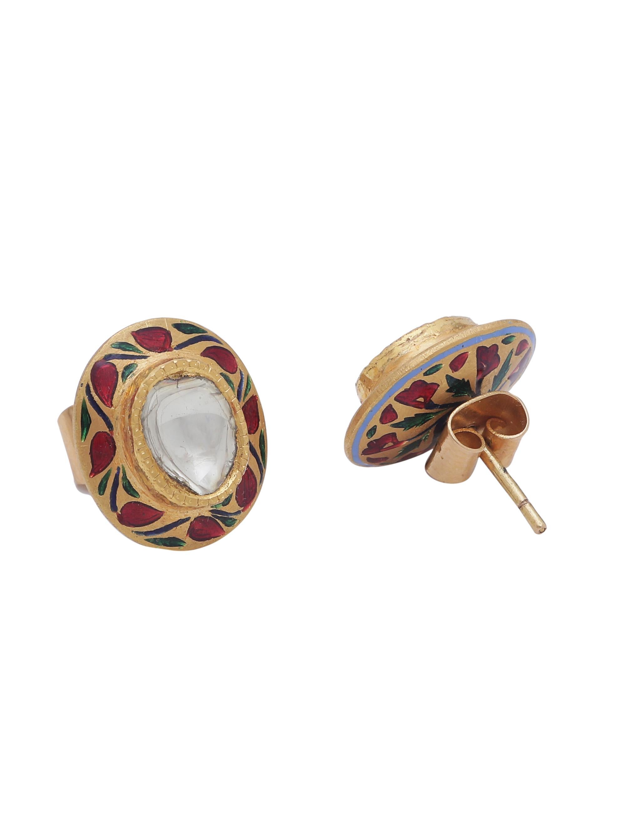 A pair of beautiful Flat diamond earring with enamel all around and at the back.
The intricate enamel work called 