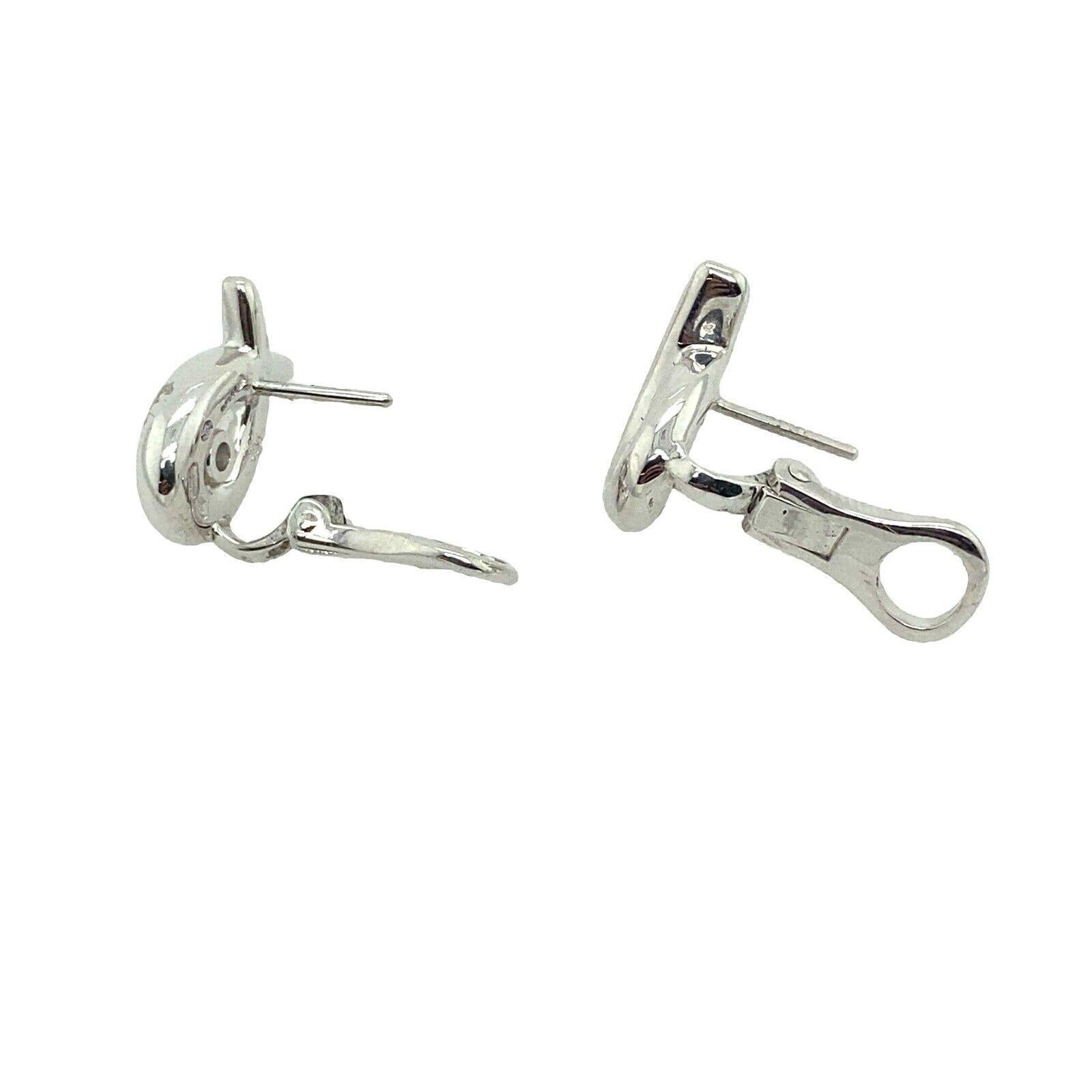 Taglio brillante Orecchini con diamanti 0,25ct F/VS in oro bianco 18ct in vendita