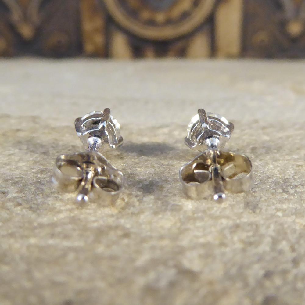 Diamond Stud Earrings, 0.26 Carat Each, in 18 Carat White Gold In Good Condition In Yorkshire, West Yorkshire