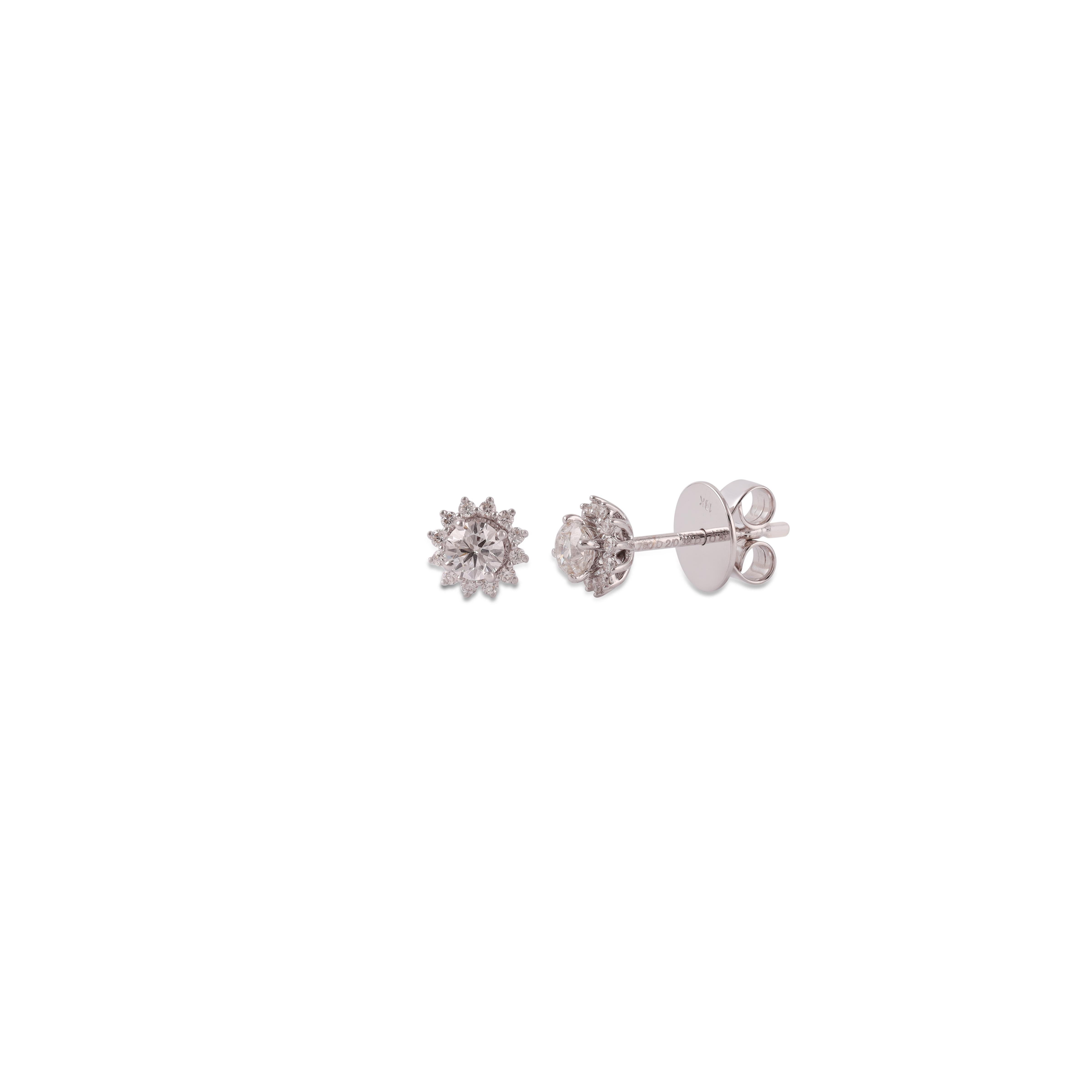 Modern Diamond Stud Earrings 0.50 Carats 18 Karat White Gold For Sale