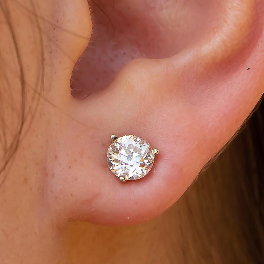 Round Cut Diamond Stud Earrings 0.53 Carat and 0.53 Carat 18 Karat White Gold