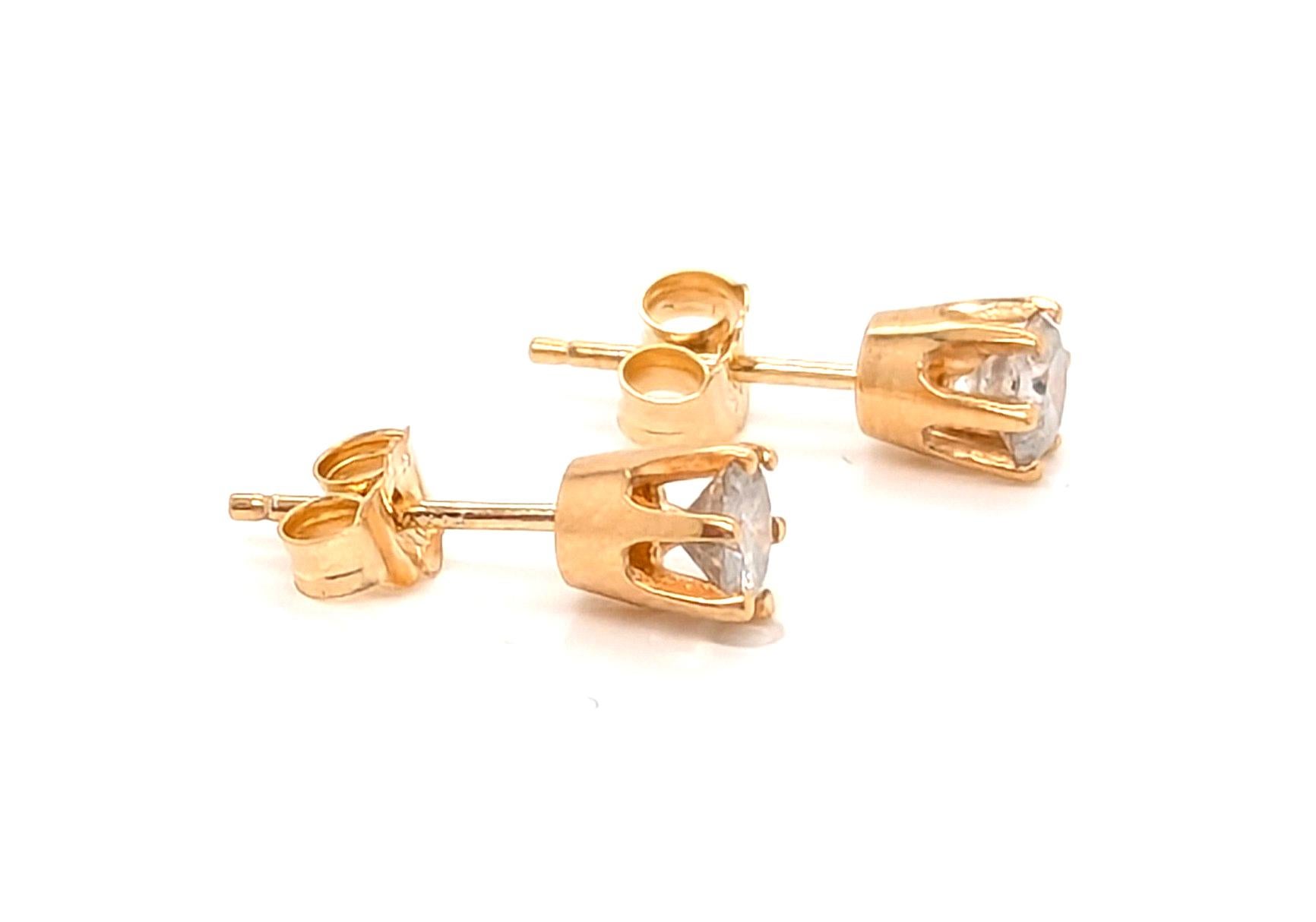 Taille ronde Boucles d'oreilles diamant 1/2 Carat 6 Prong Mined 14K Yellow Gold .50ct en vente