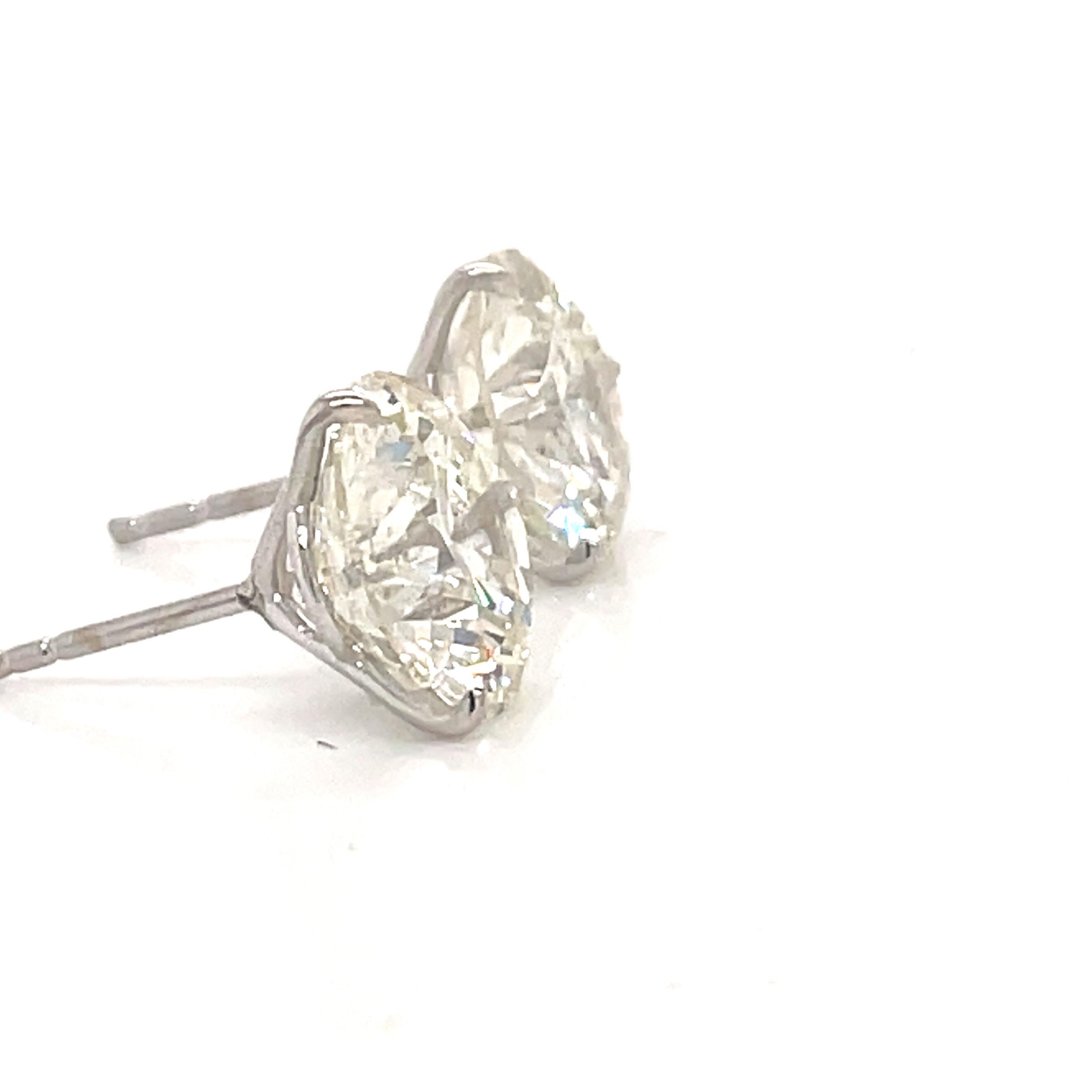 Women's or Men's Diamond Stud Earrings 6.02 cts.