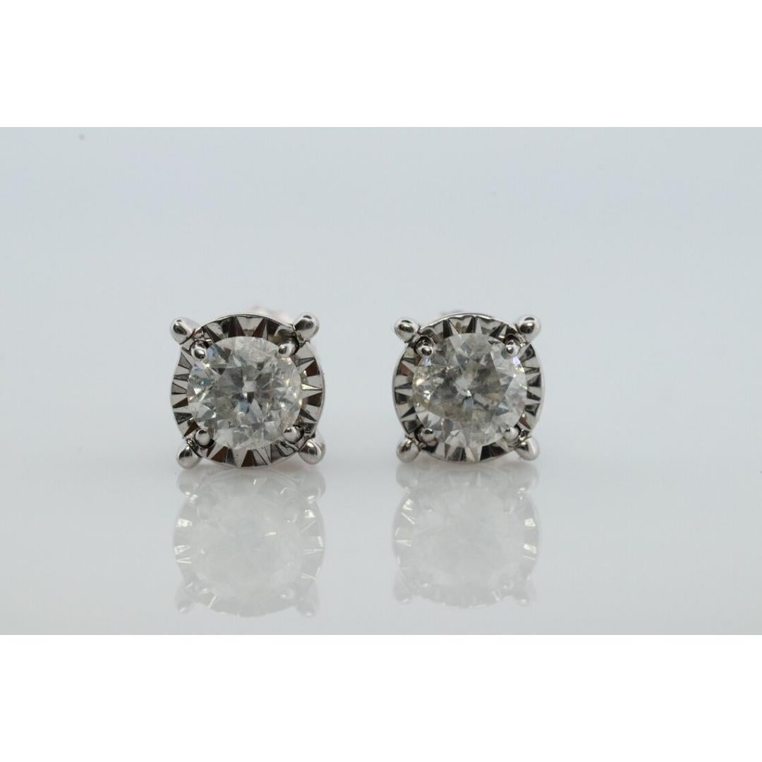 Orecchini con diamanti. Orecchini a perno da 10k con diamanti da 1,00ctw realizzati da ZEI in vendita 2