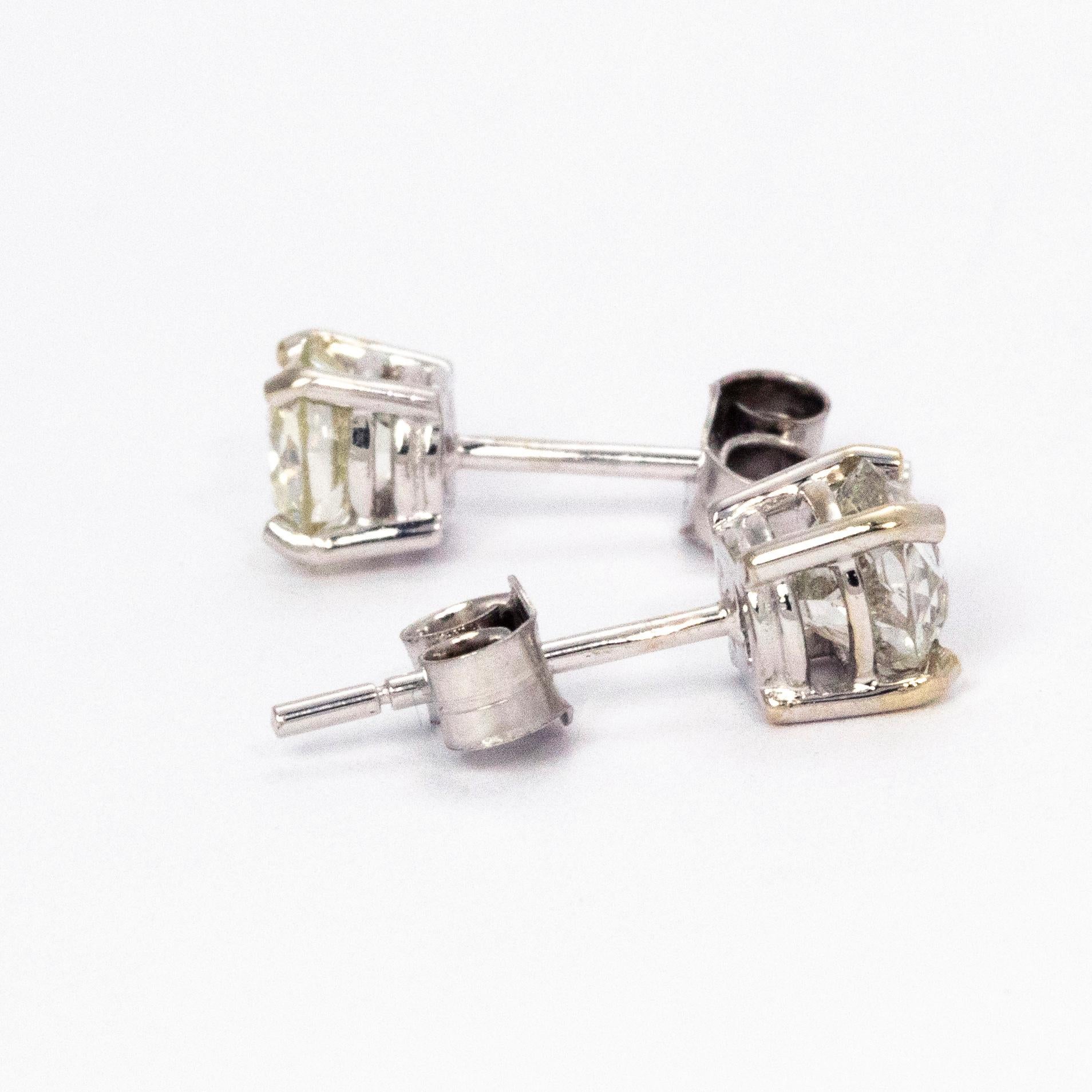 Modern Diamond Stud Earrings 1.34 Total Carat Weight Set in 18 Carat White Gold For Sale