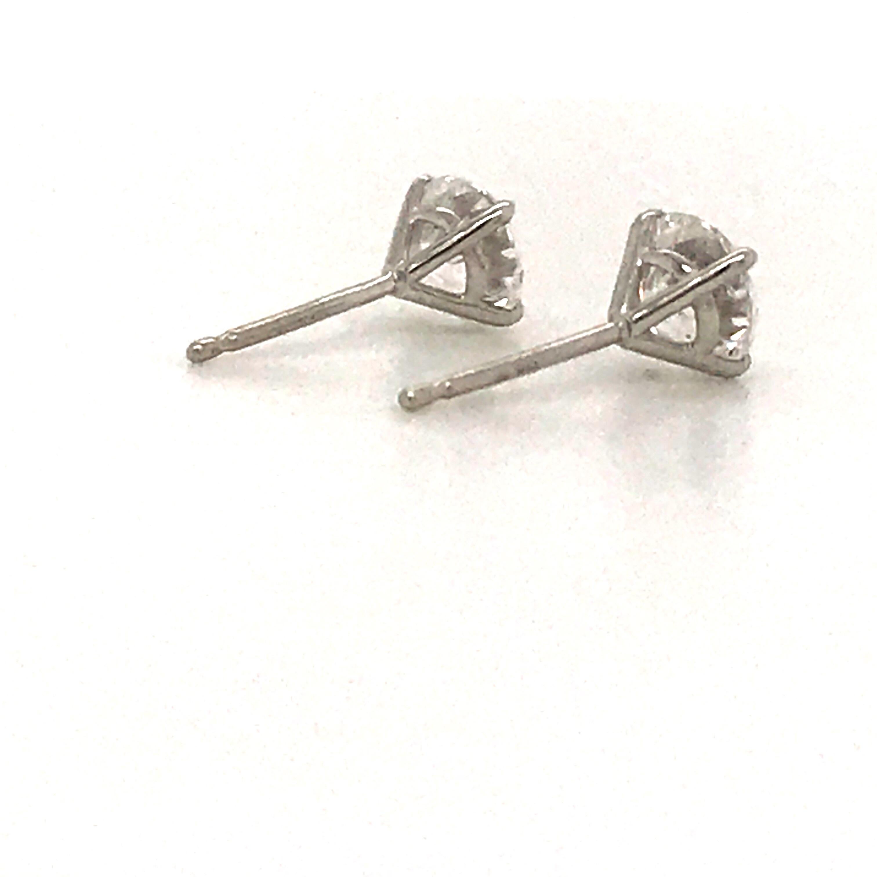 Diamond Stud Earrings 1.40 Carat E-F SI2 14 Karat White Gold 1