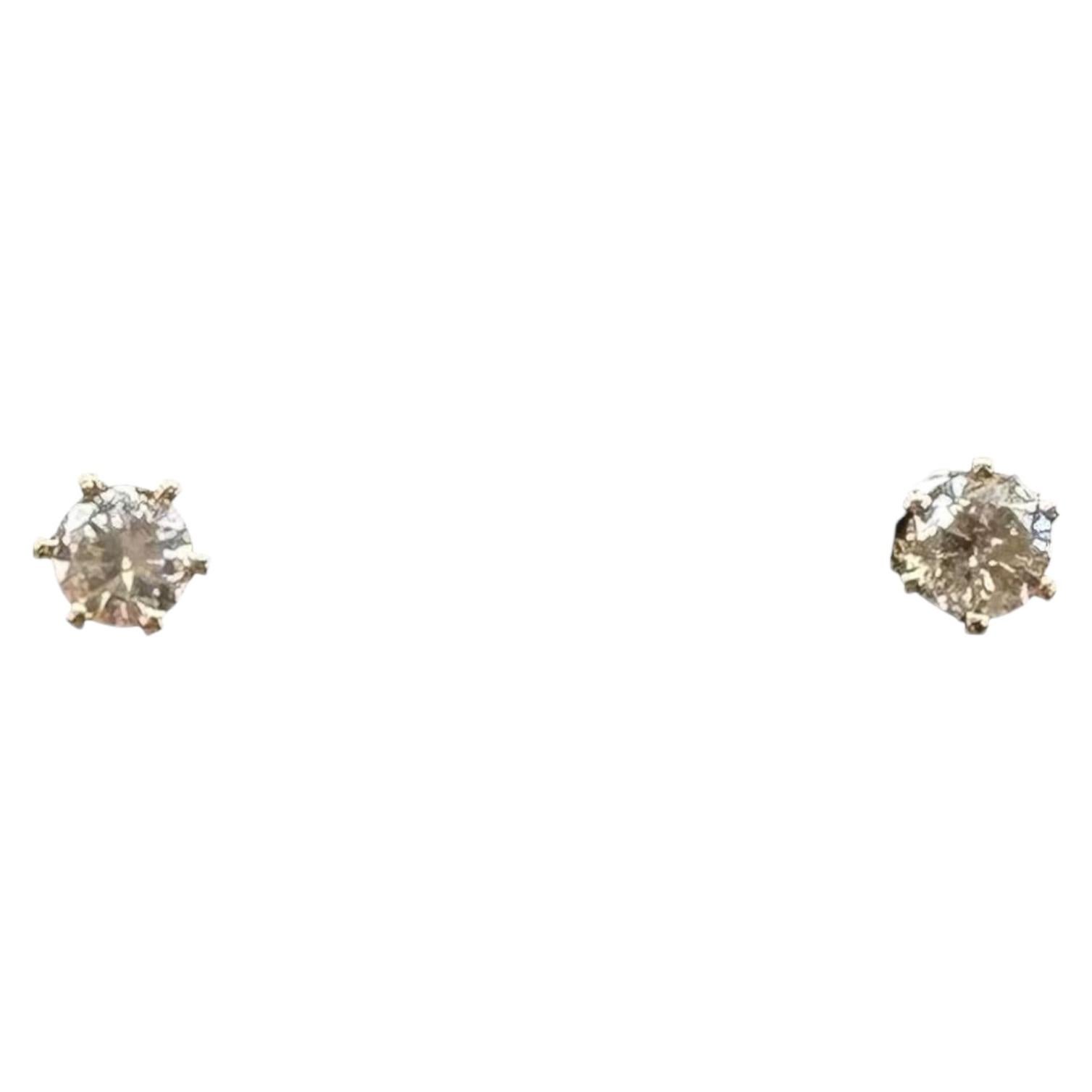 Diamond Stud Earrings 14kt Yellow Gold 0.20ctw GH SI For Sale