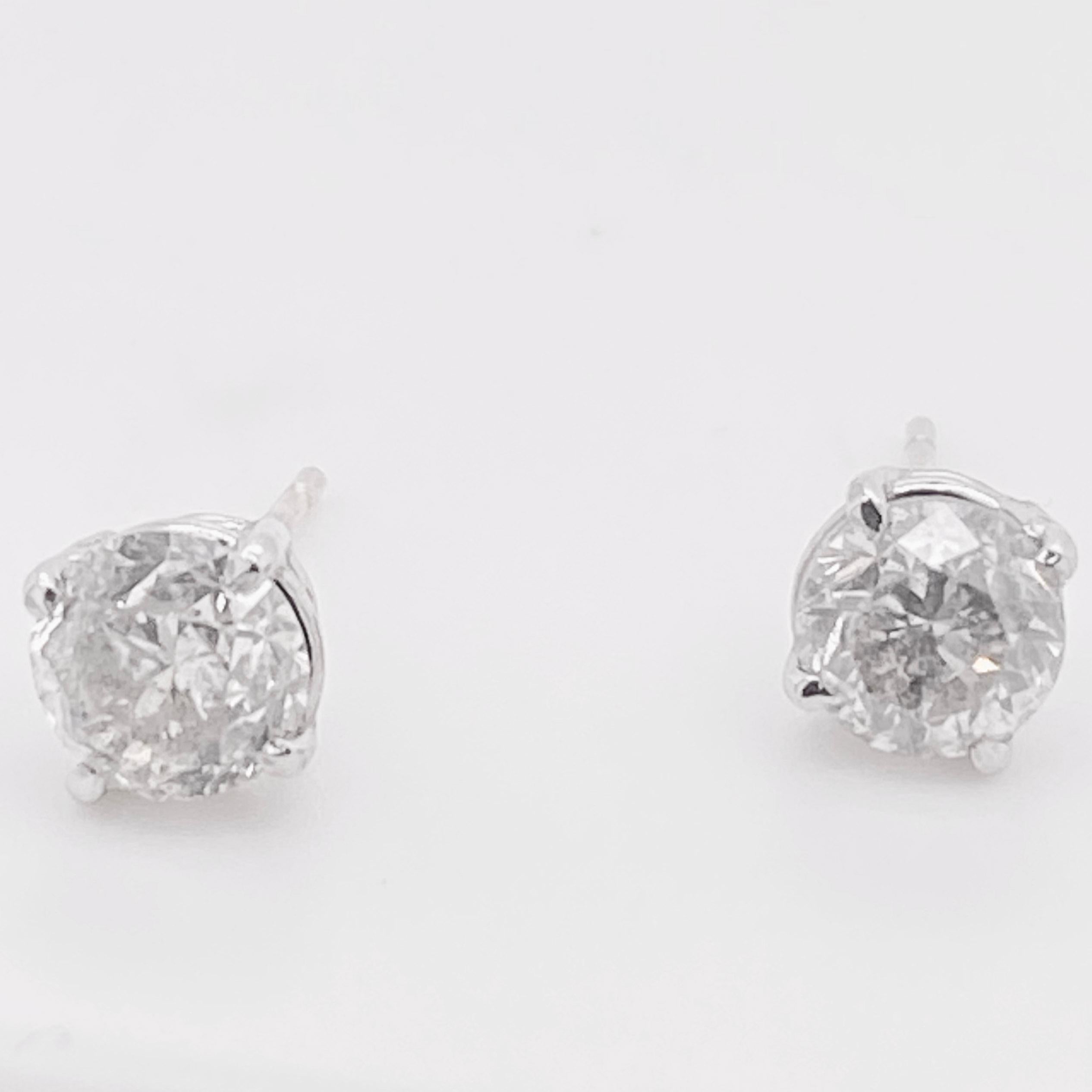 Round Cut Diamond Stud Earrings, 18 Karat White Gold Round Studs, White Color, VG Clarity For Sale