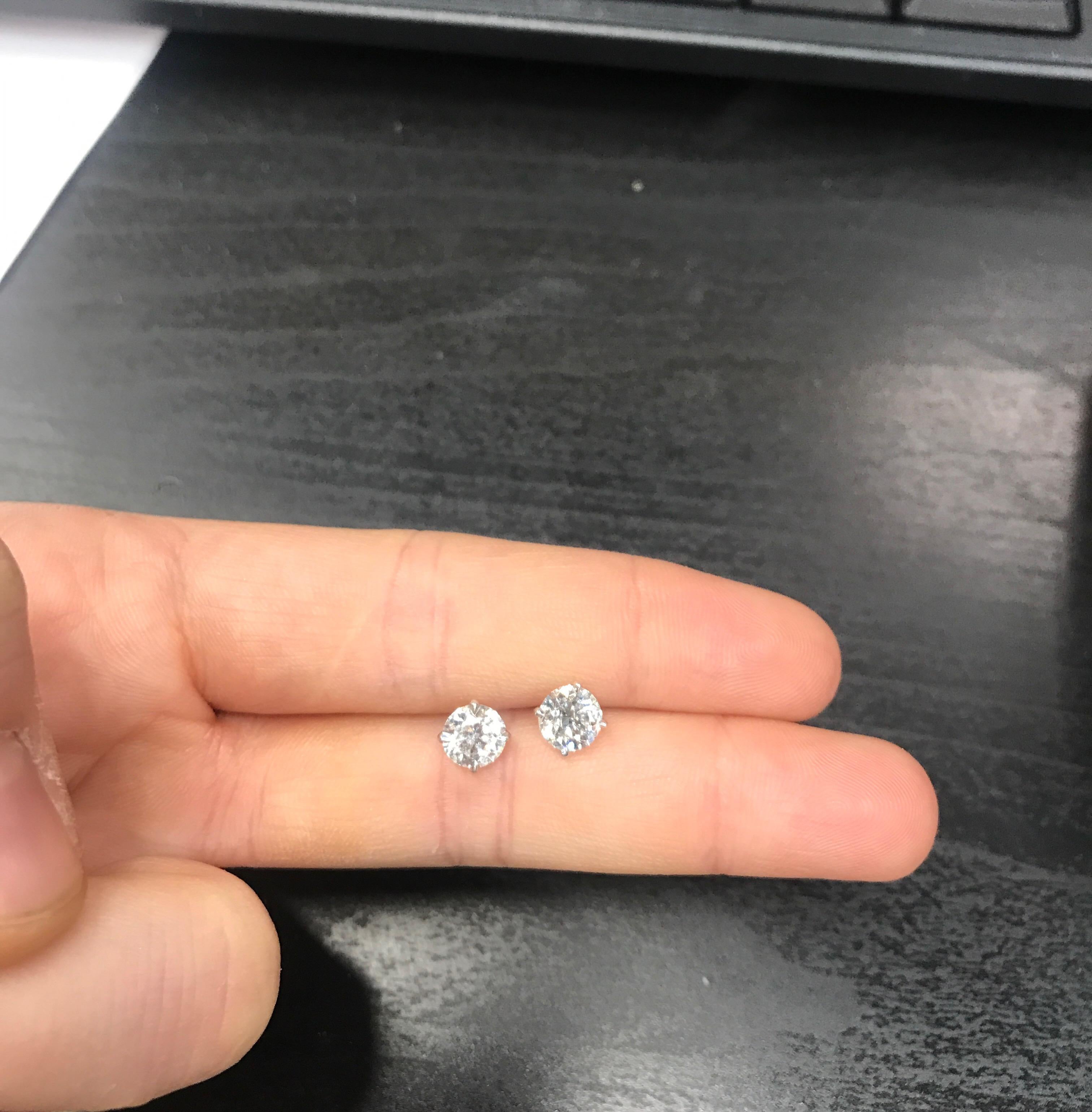 diamond earrings 2 carat