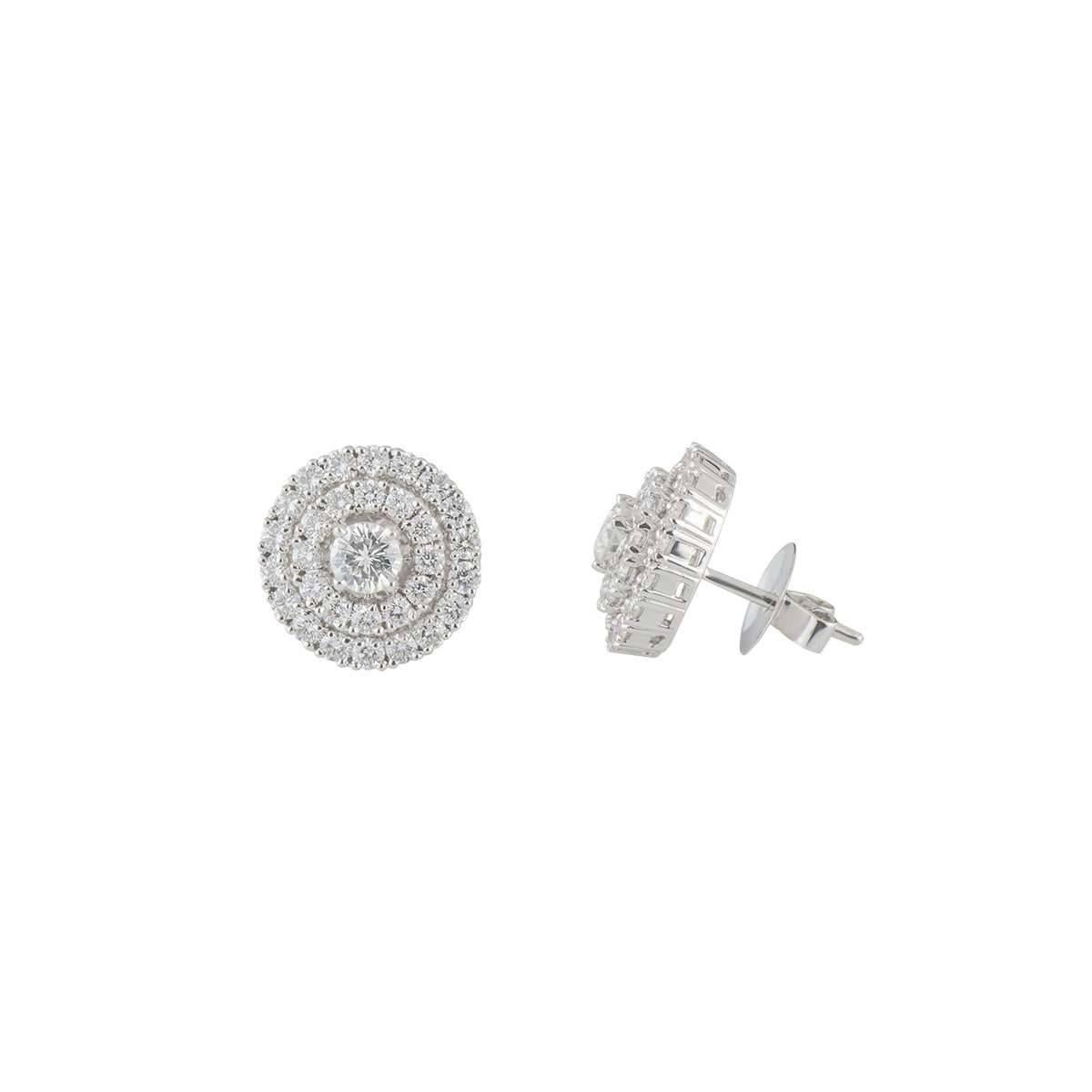 Diamond Stud Earrings 2.24 Carat In New Condition In London, GB
