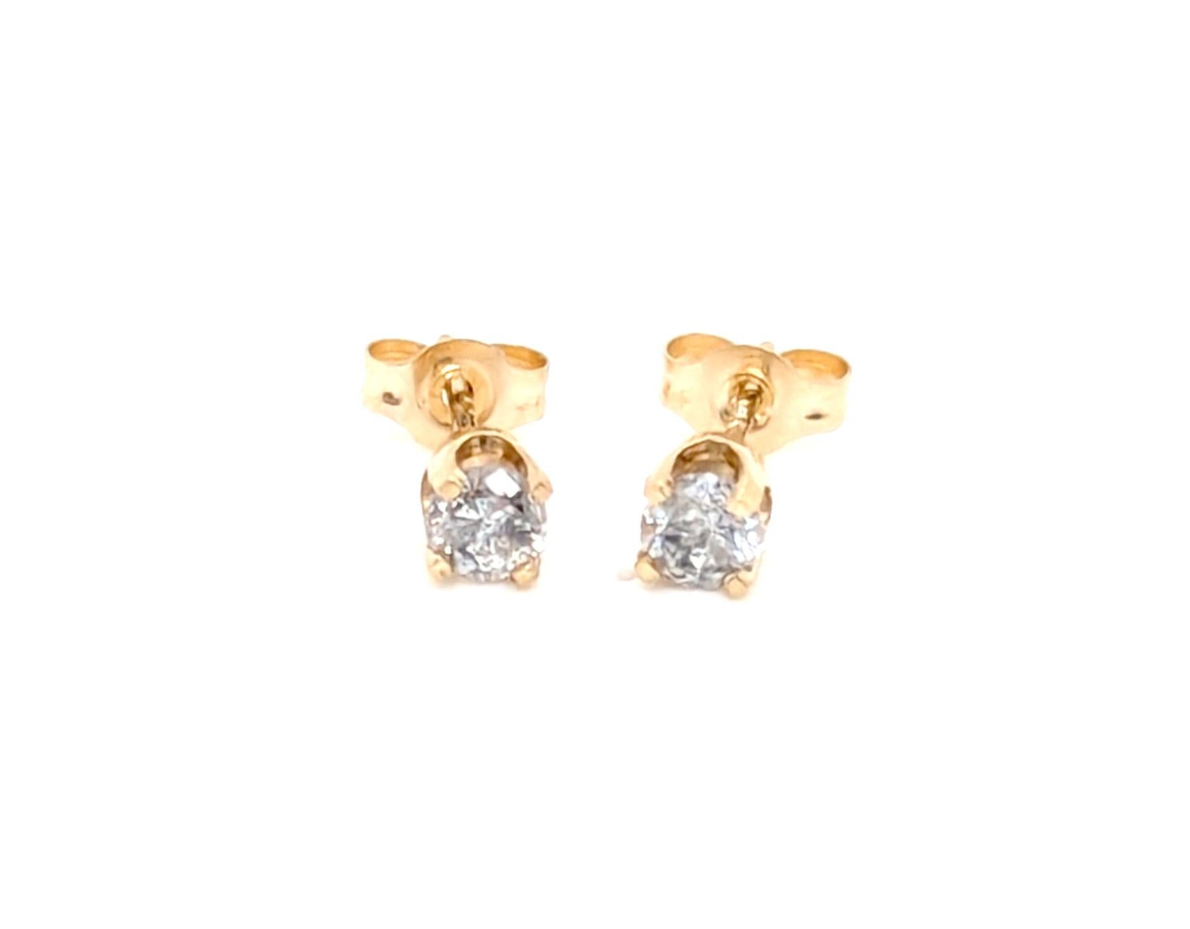 Pendientes de diamantes .25ct RBC Mined 4 garras de oro amarillo de 14 quilates Pushback


Diamantes 100% naturales 

.25 Quilate  Peso del diamante 

Ajustes de 4 puntas

oro amarillo de 14 quilates

Gran herencia 

Excelente
