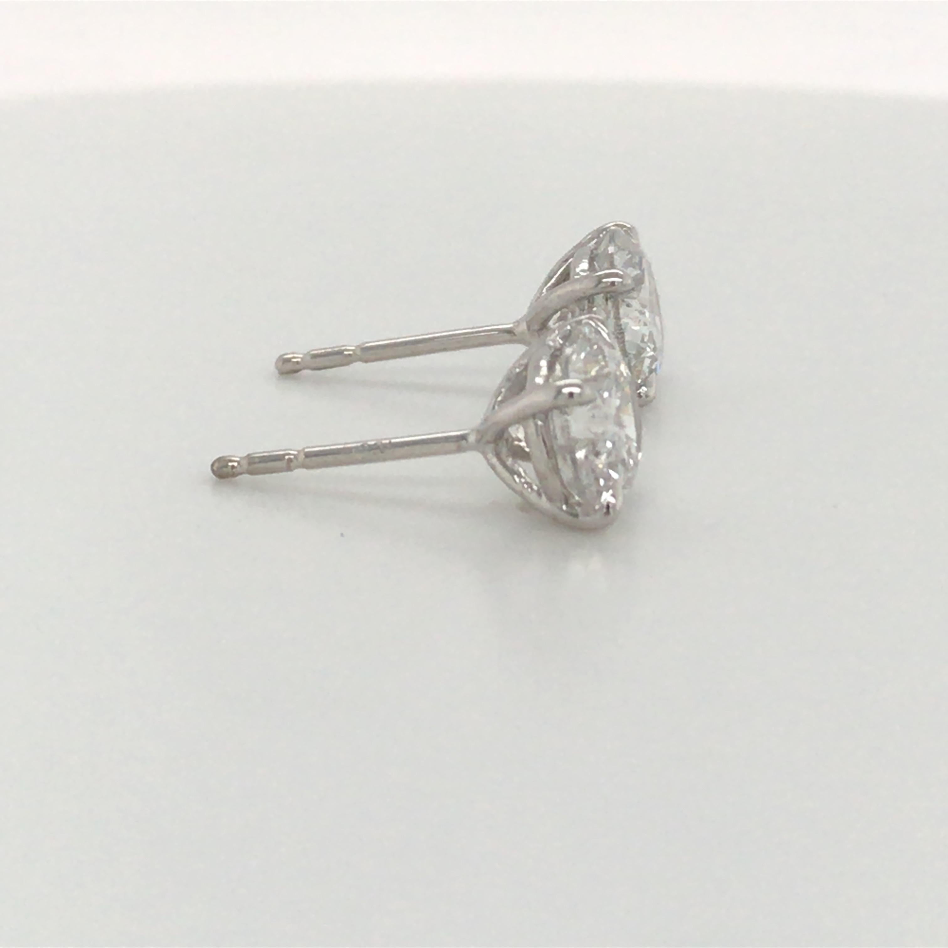 Diamond Stud Earrings 3.06 Carat G-H SI3-I1 18 Karat White Gold In New Condition In New York, NY