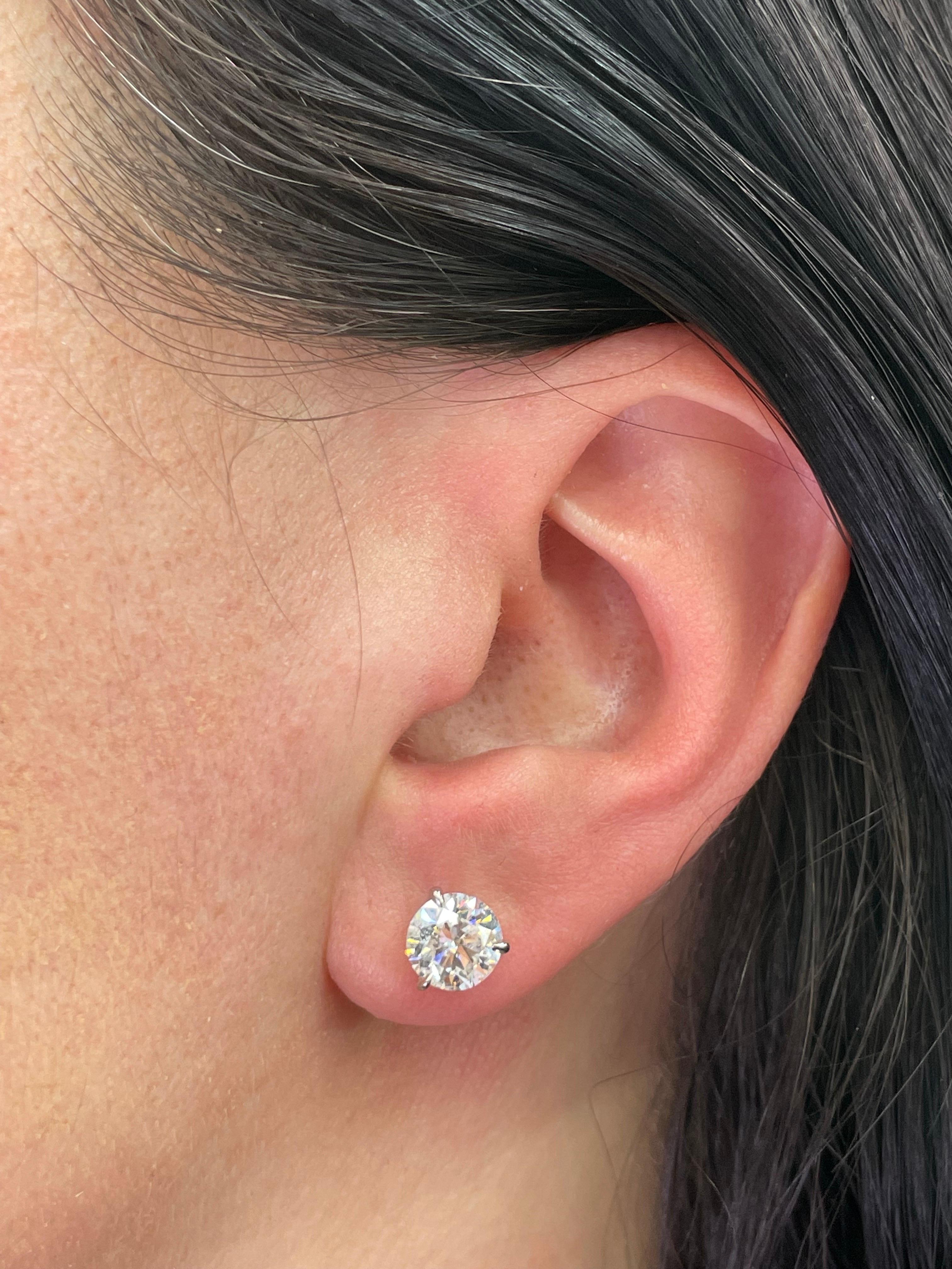 Women's or Men's Diamond Stud Earrings 3.14 Carats G-H I1 18 Karat White Gold Champagne Setting For Sale