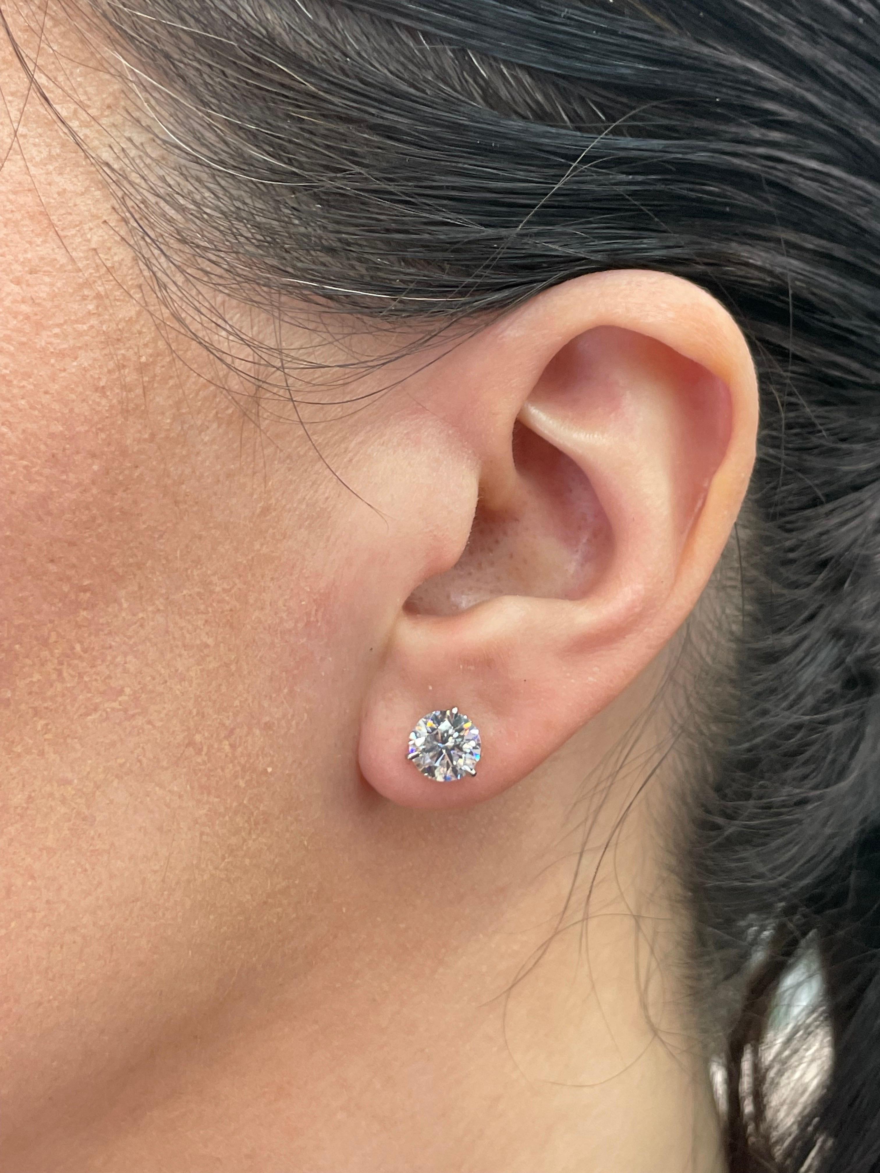 3 carat diamond earrings price