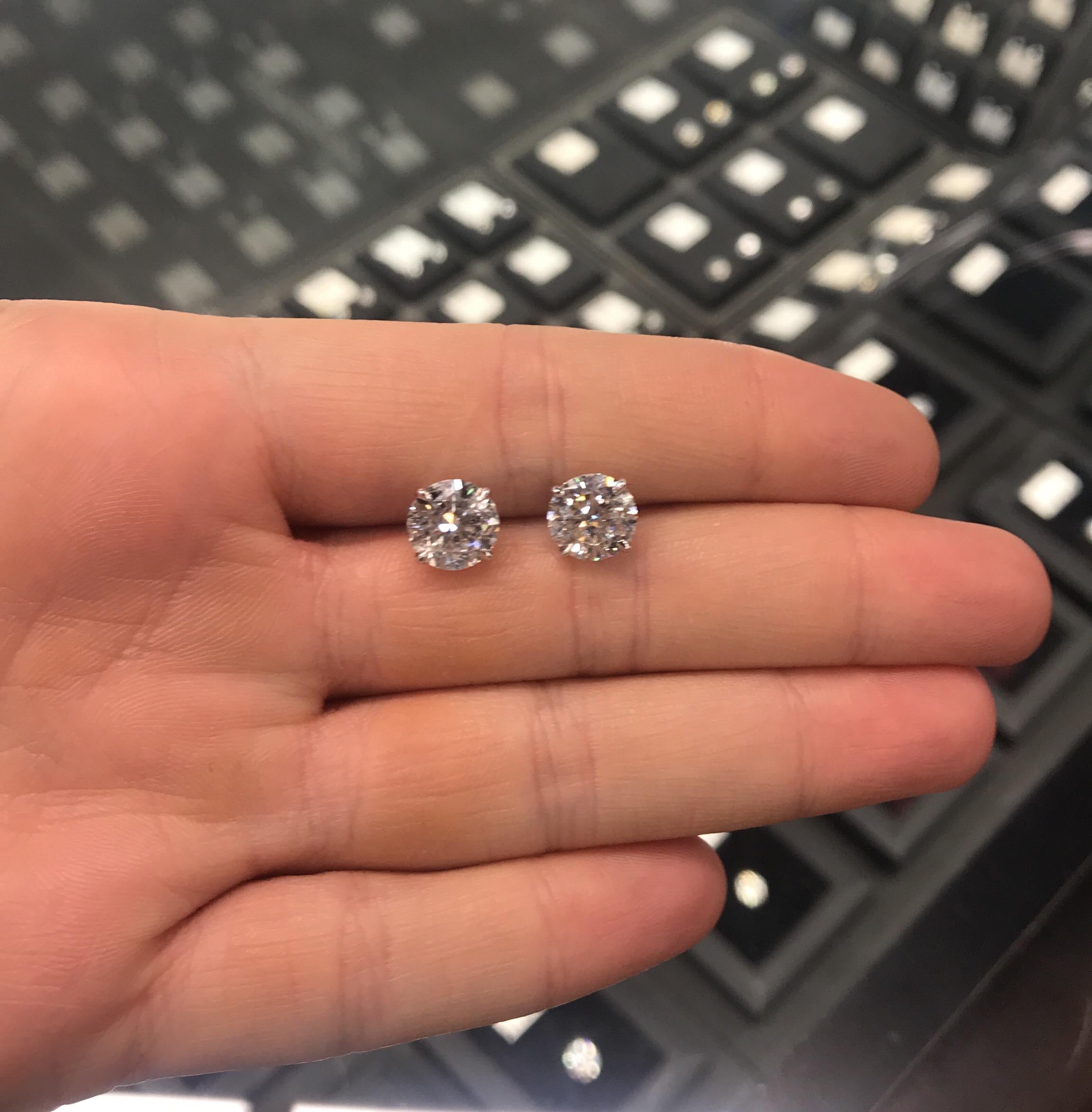 Diamond Stud Earrings 4.19 Carat I-J In New Condition In New York, NY