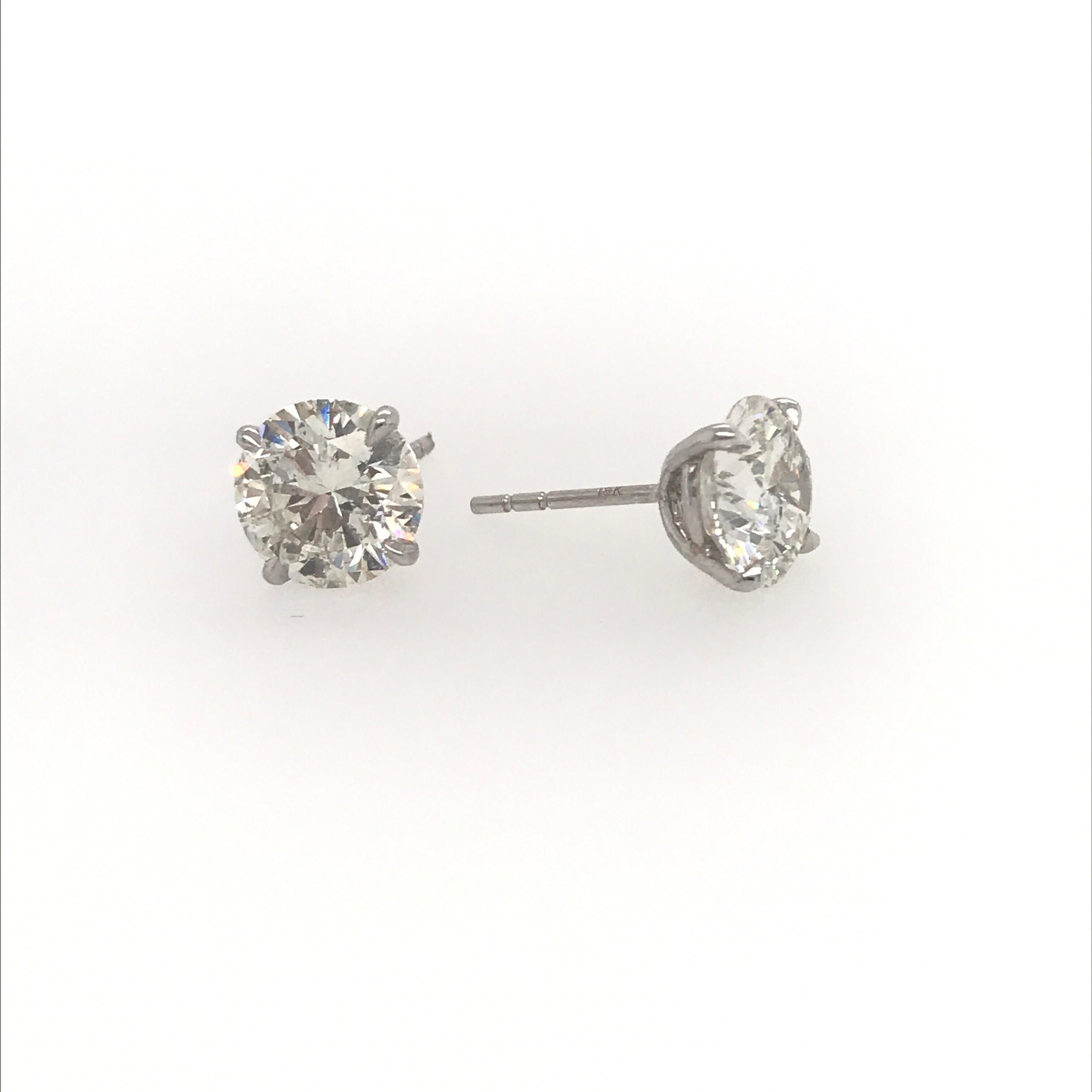 Contemporary Diamond Stud Earrings 4.62 Carat I-J SI3-I1