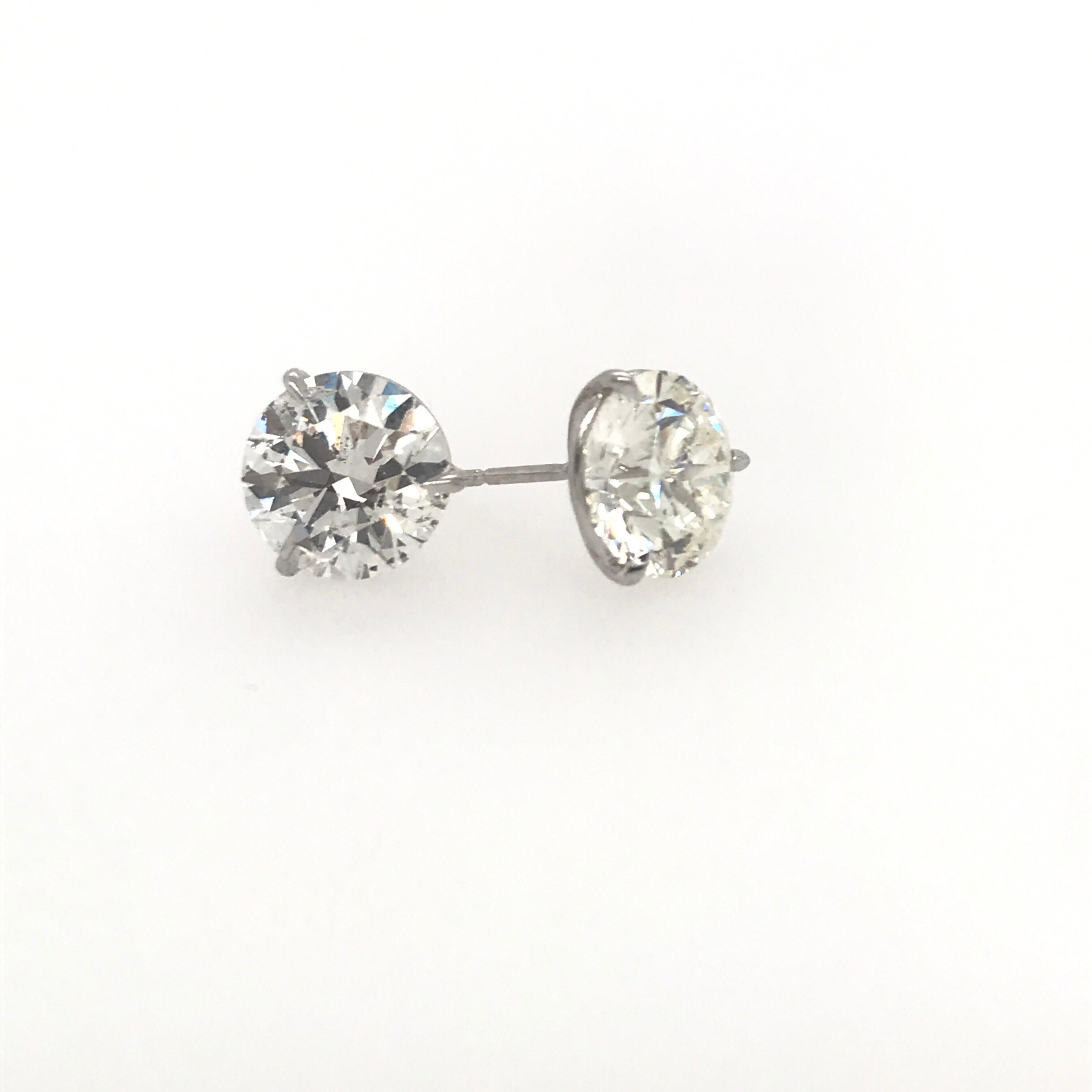 Contemporary Diamond Stud Earrings 4.81 Carat I-J I1