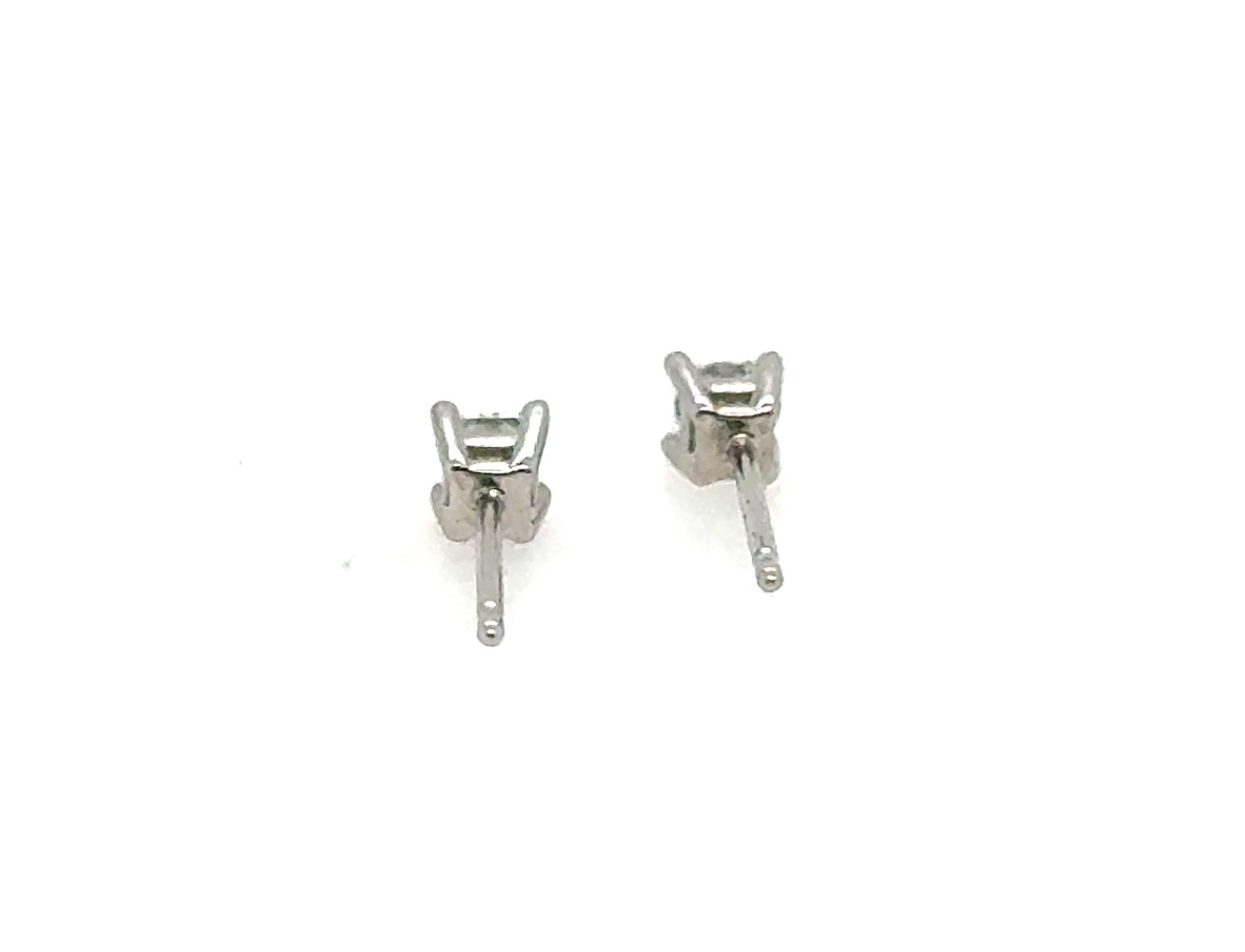 Diamant Ohrstecker Mined .35ct Princess Cut 14K Weißgold Pushback (Carréschliff) im Angebot
