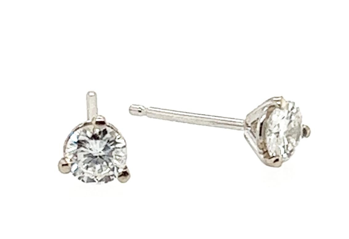 Natural Mined Diamond Stud Earrings .45ct G SI1 Round Martini PushBack 14K 
     
     *Shape - Round
     *Total Carat Weight: .45 Carat
     *Color: G
     *Clarity: SI1
     *Cut: Excellent 
     *Treatment: Natural Mined  
     *Setting: 3 Prong