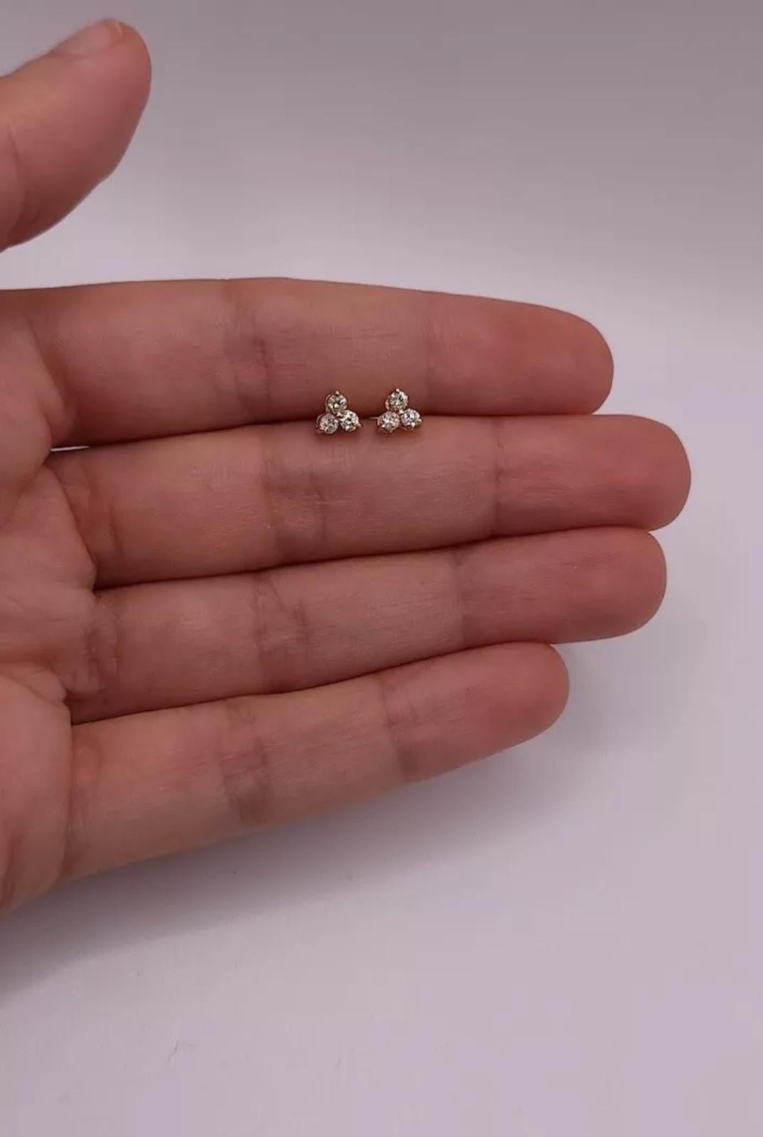 Boucles d'oreilles en diamant Boucles d'oreilles en or 14K à 3 pierres Trio de boucles d'oreilles en diamant. Neuf - En vente à Chicago, IL