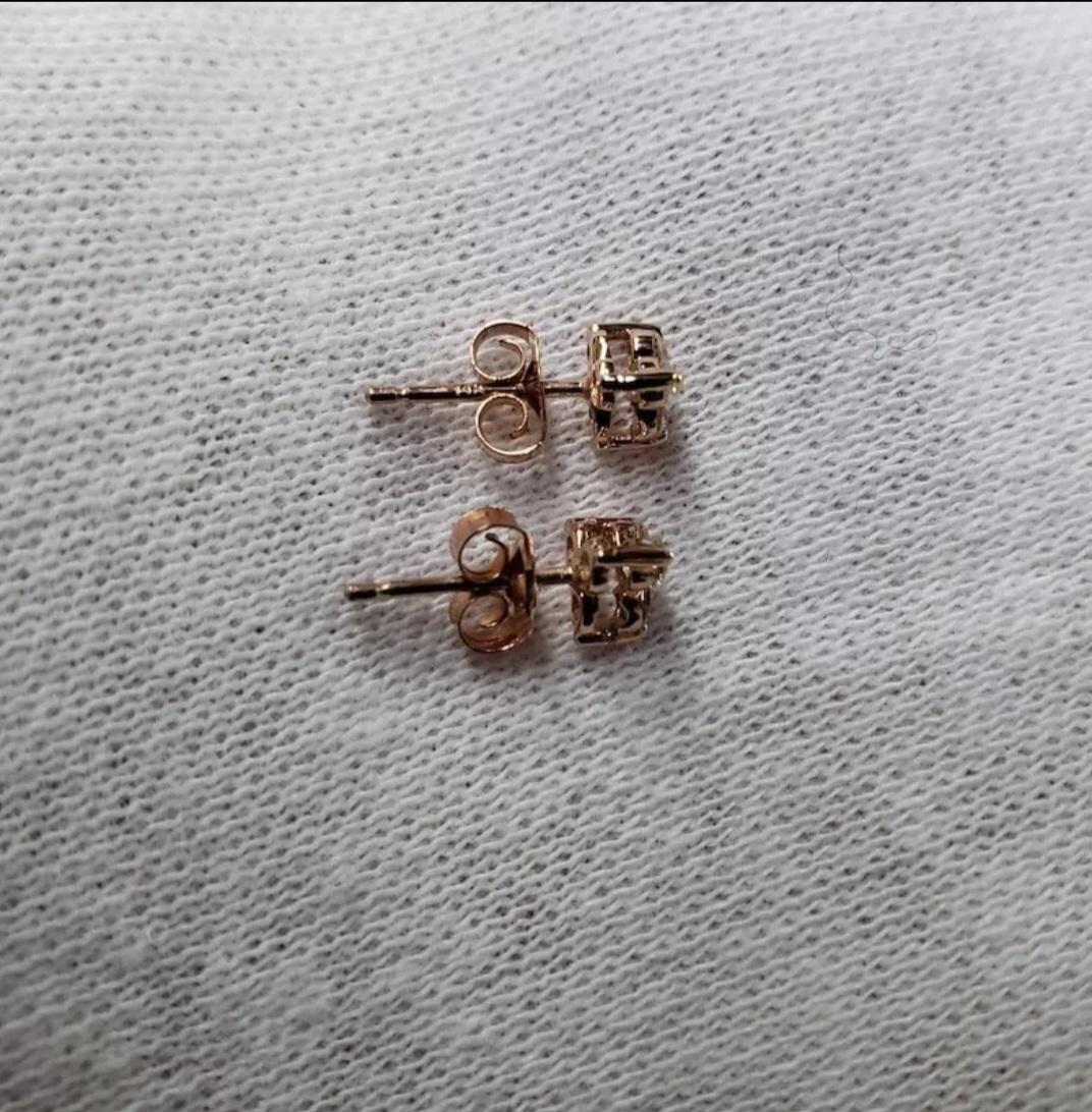Boucles d'oreilles en diamant Boucles d'oreilles en or 14K à 3 pierres Trio de boucles d'oreilles en diamant. en vente 2