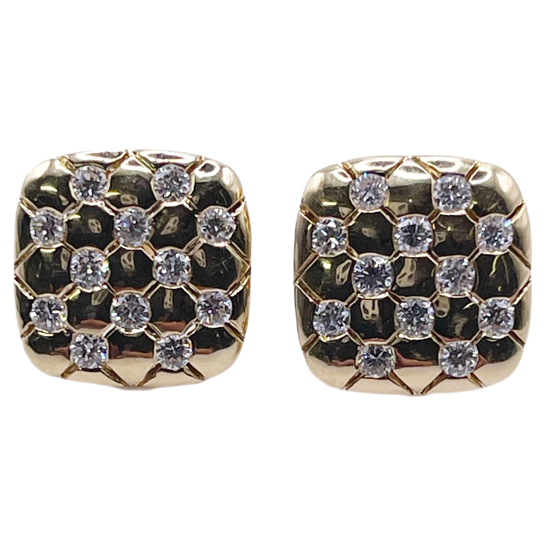 Diamond Stud Errings Checkered Board Design 18kt Yellow Gold For Sale