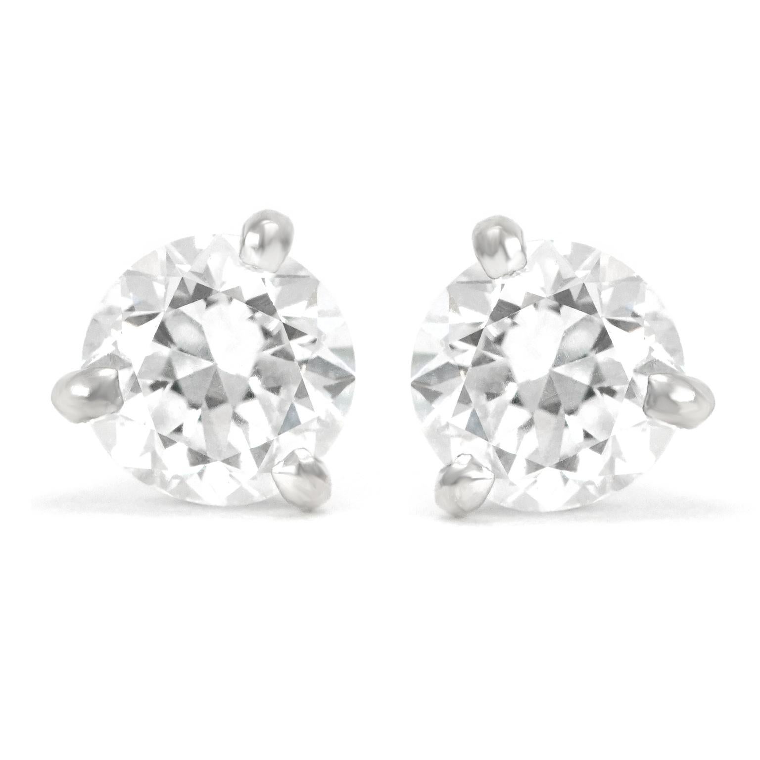 Diamond Stud Gold Earrings 3