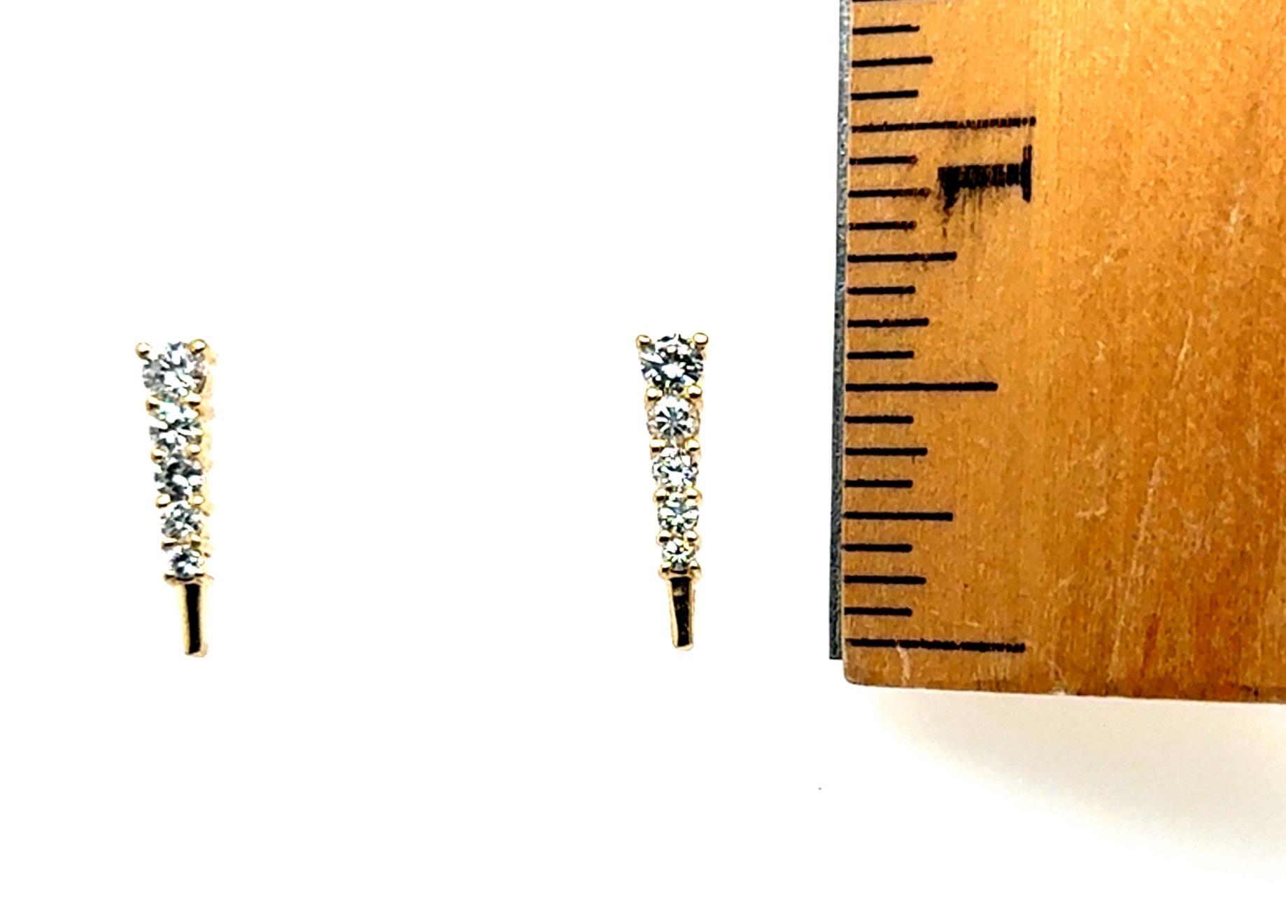 Boucles d'oreilles gradées en diamant miné .67ct 14K or jaune F VS Excellent état - En vente à Dearborn, MI