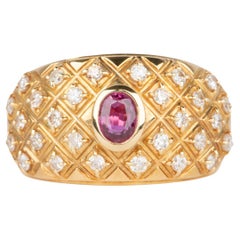 Diamond Studded Wide Band with Ruby 18K Gold 11.7g V1113
