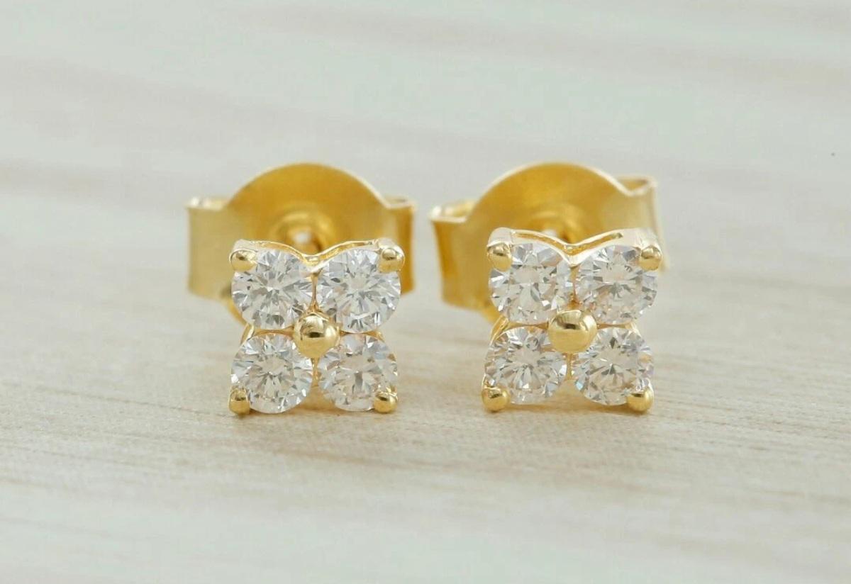 Orecchini con borchie di diamanti Quadrato a grappolo in oro massiccio 14k Regalo di nozze con borchie a grappolo.

Peso totale dei carati
0.33 - 0.49
Stile
Stallone
Metallo di base
Oro giallo, 14k
Fissaggio
Farfalla
Peso del diamante
0,36 carati