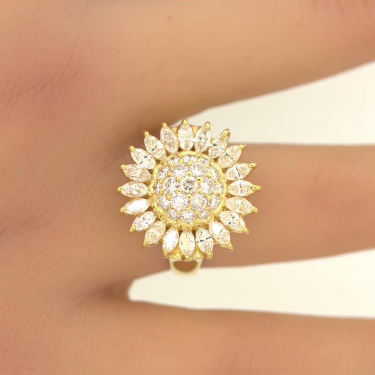Diamond Sunflower Gold Ring For Sale at 1stDibs