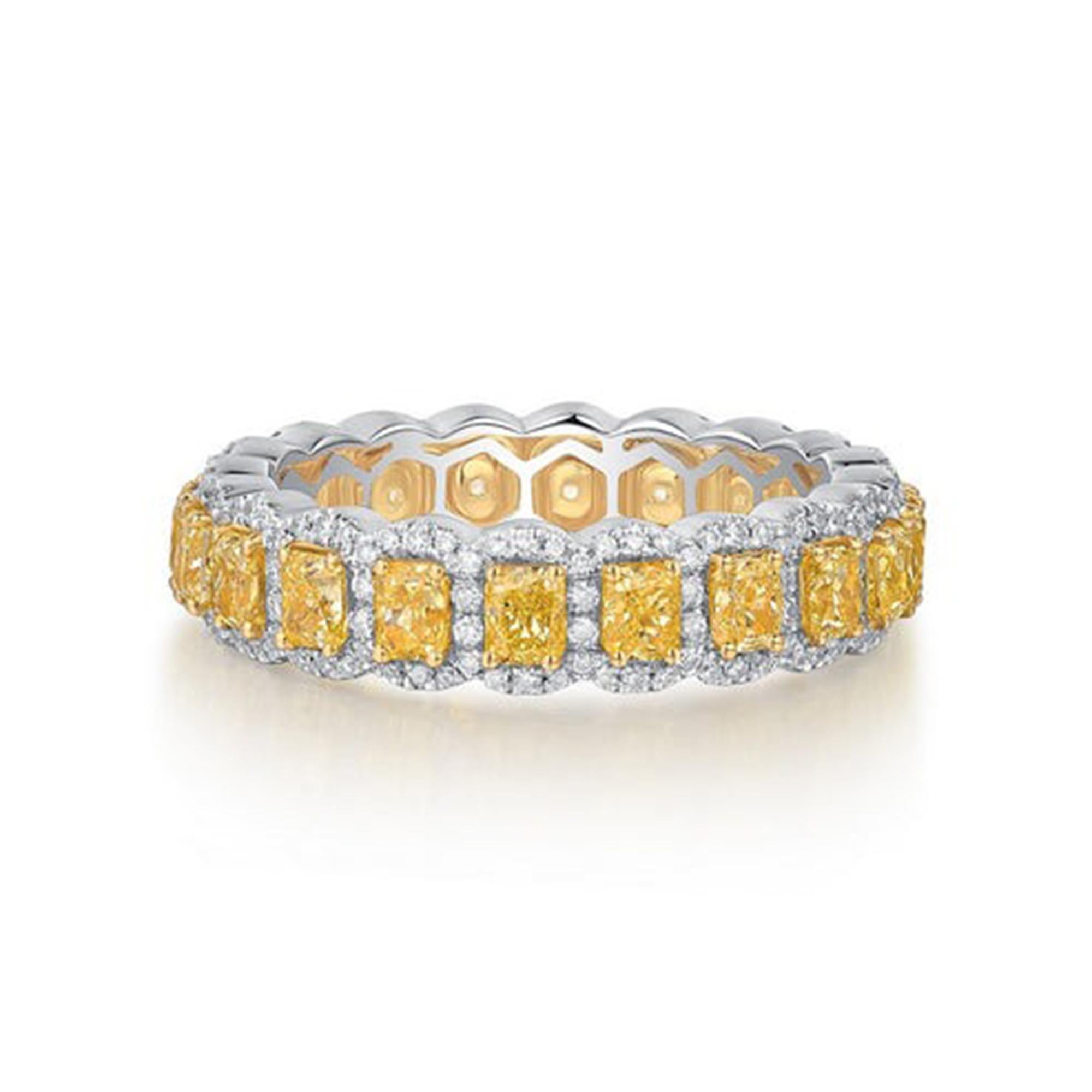 in vendita:  Anello di eternità con diamante Sweet Forever in oro giallo 18K 4