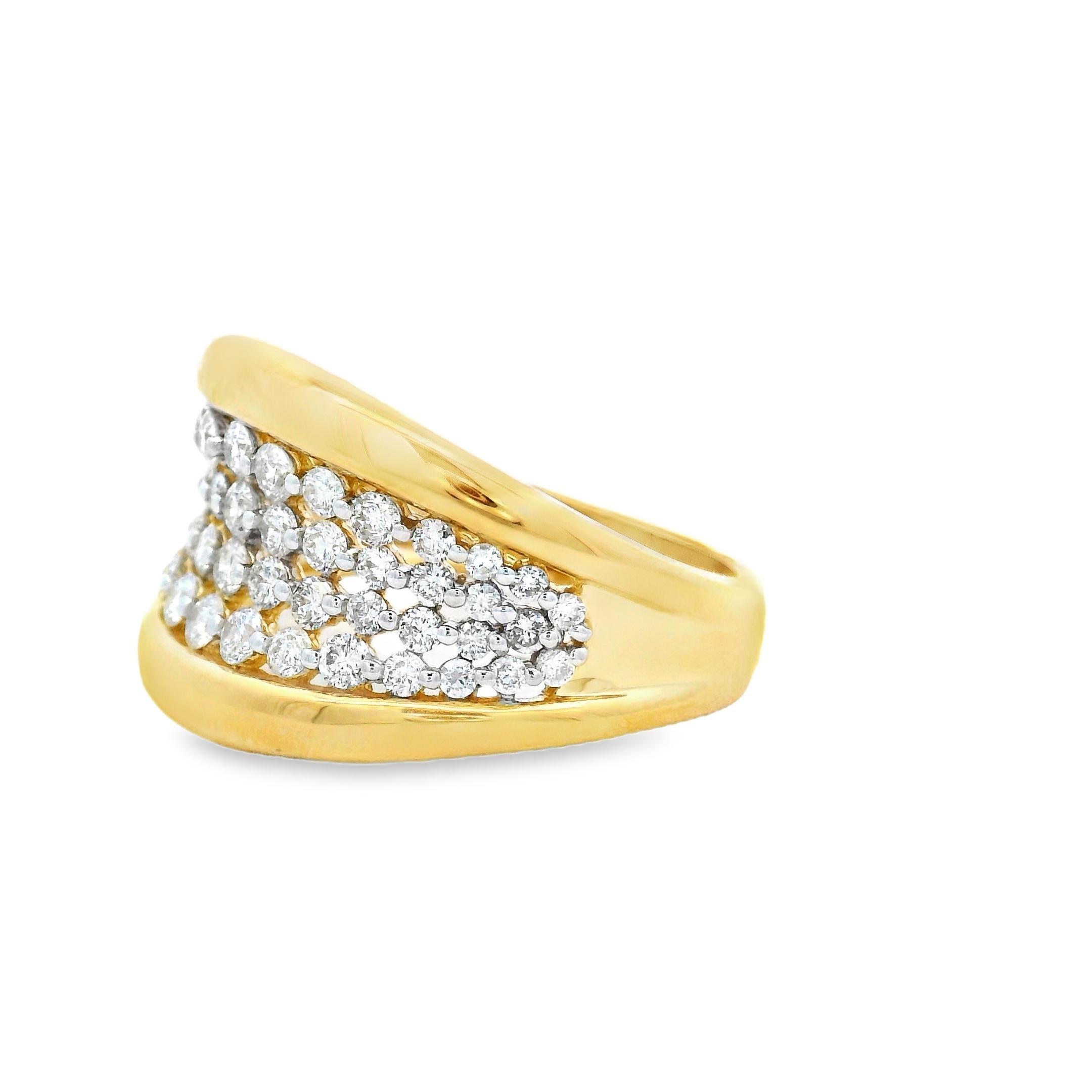 Contemporaneo Fascia con diamanti a spirale in oro giallo 14K con 0,80 carati, misura 7 in vendita