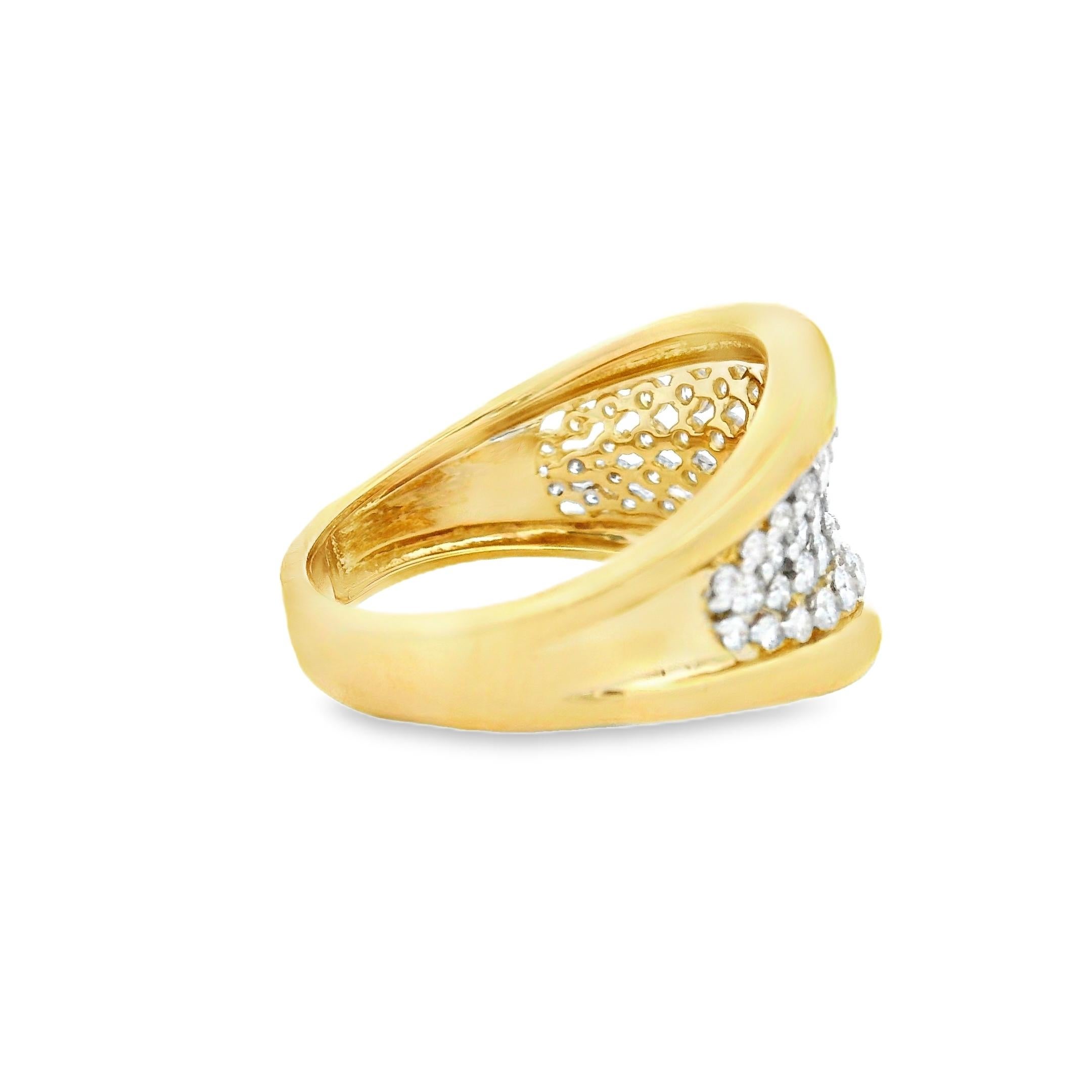 Fascia con diamanti a spirale in oro giallo 14K con 0,80 carati, misura 7 in vendita 3