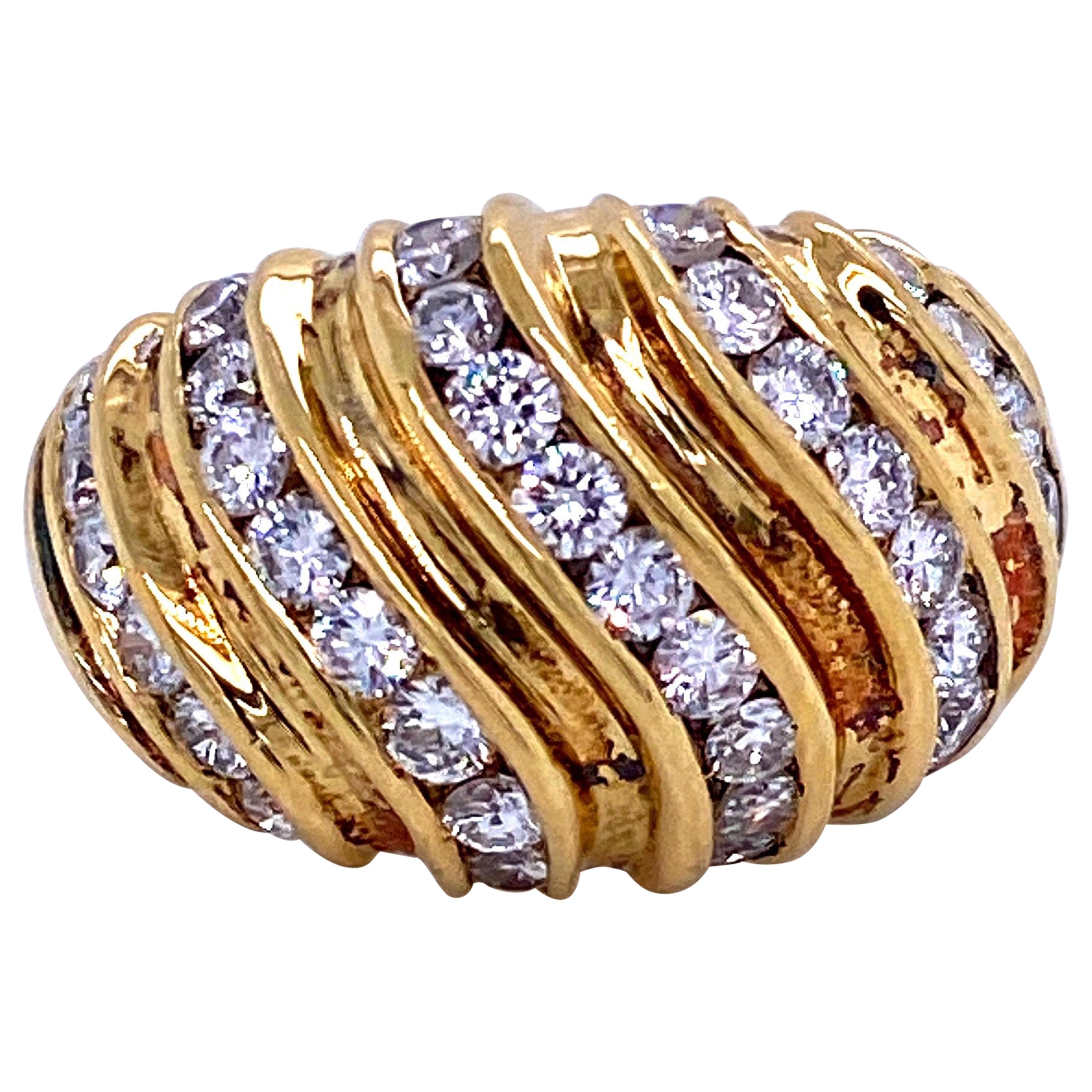 Diamond Swirl Dome Ring 1.55 Carat 18 Karat Yellow Gold For Sale