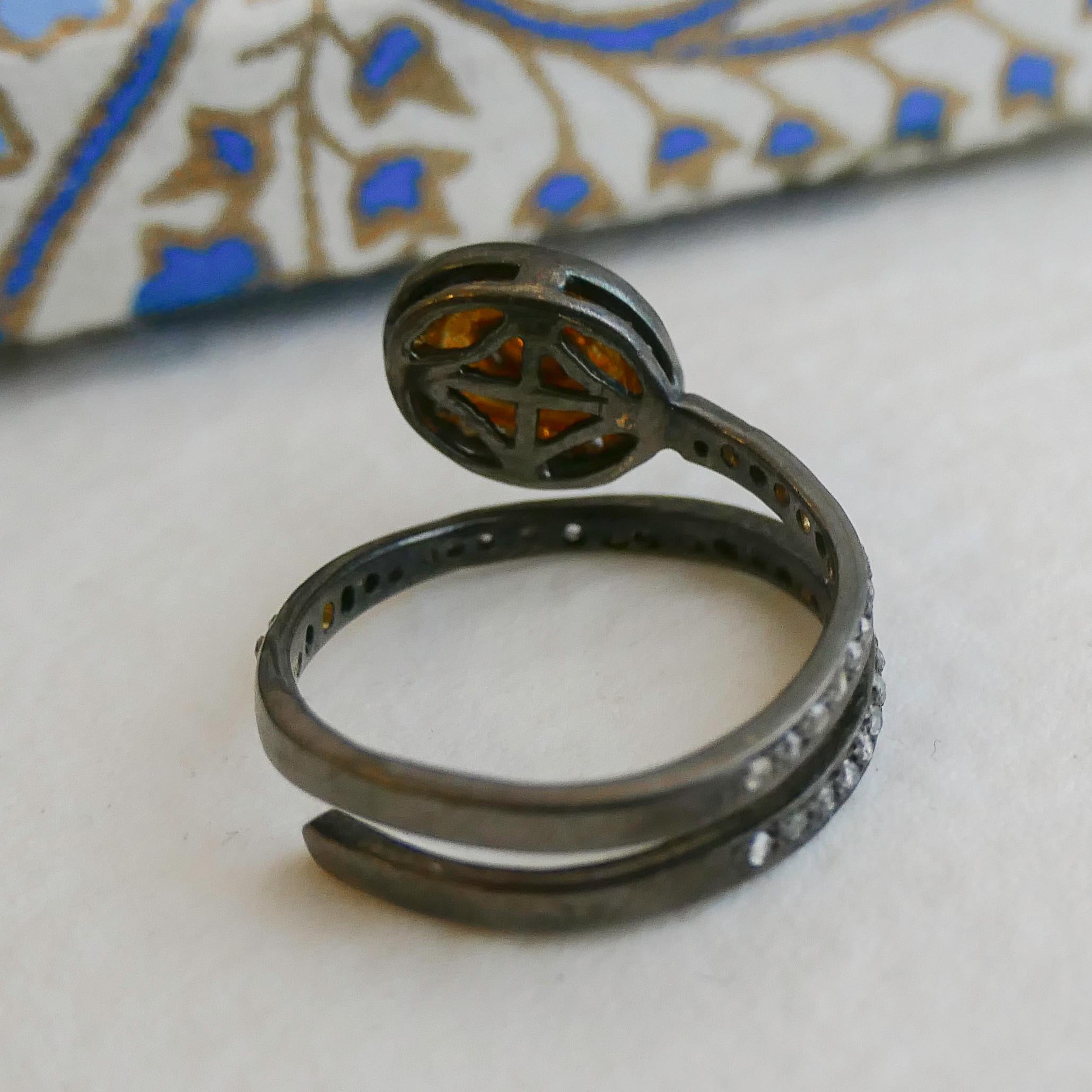 Diamant Wirbel Oxidierter Sterlingsilber Ring Größe 7 im Zustand „Neu“ im Angebot in Oslo, 03